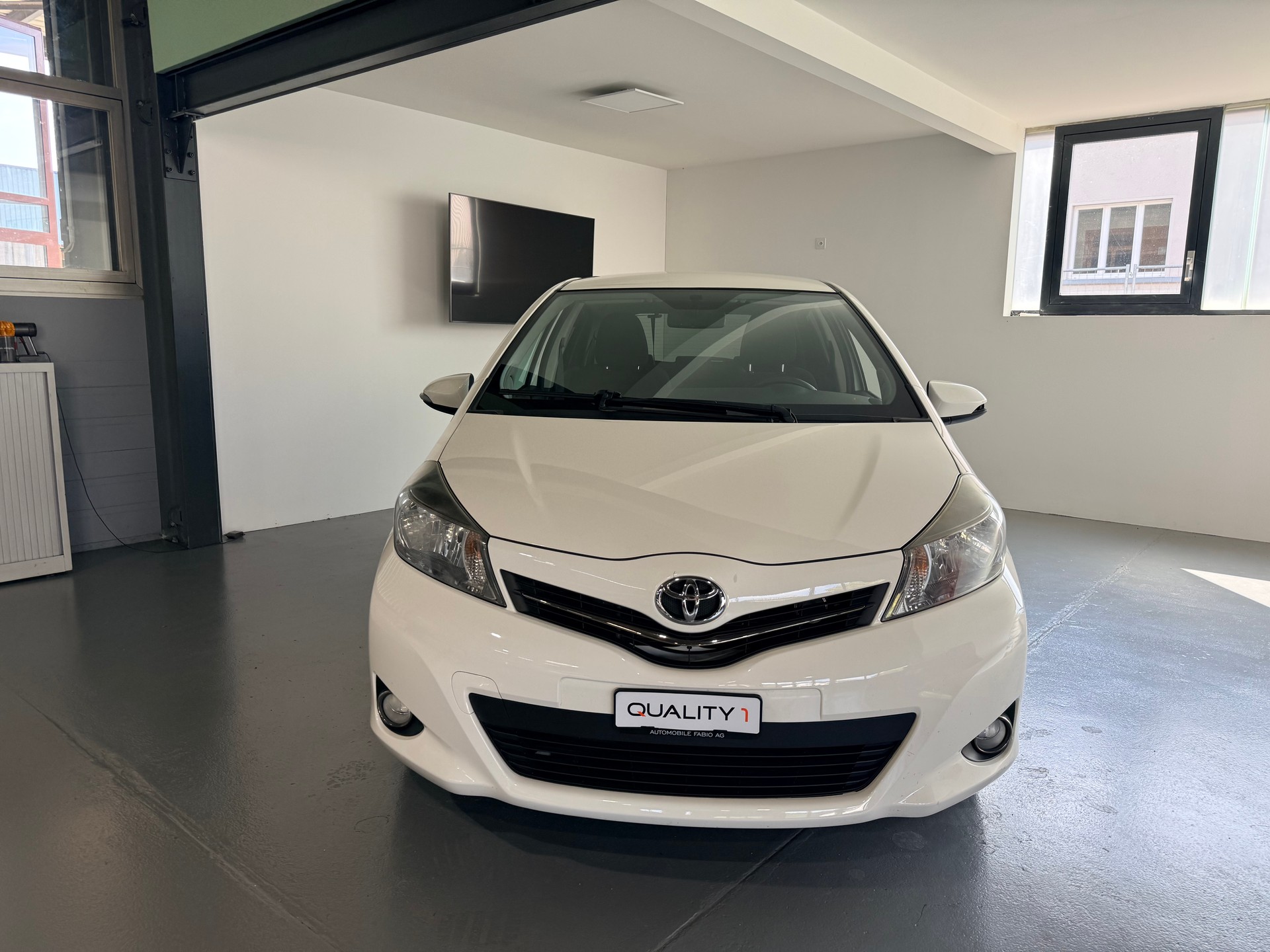 TOYOTA Yaris 1.33 Style-image-0