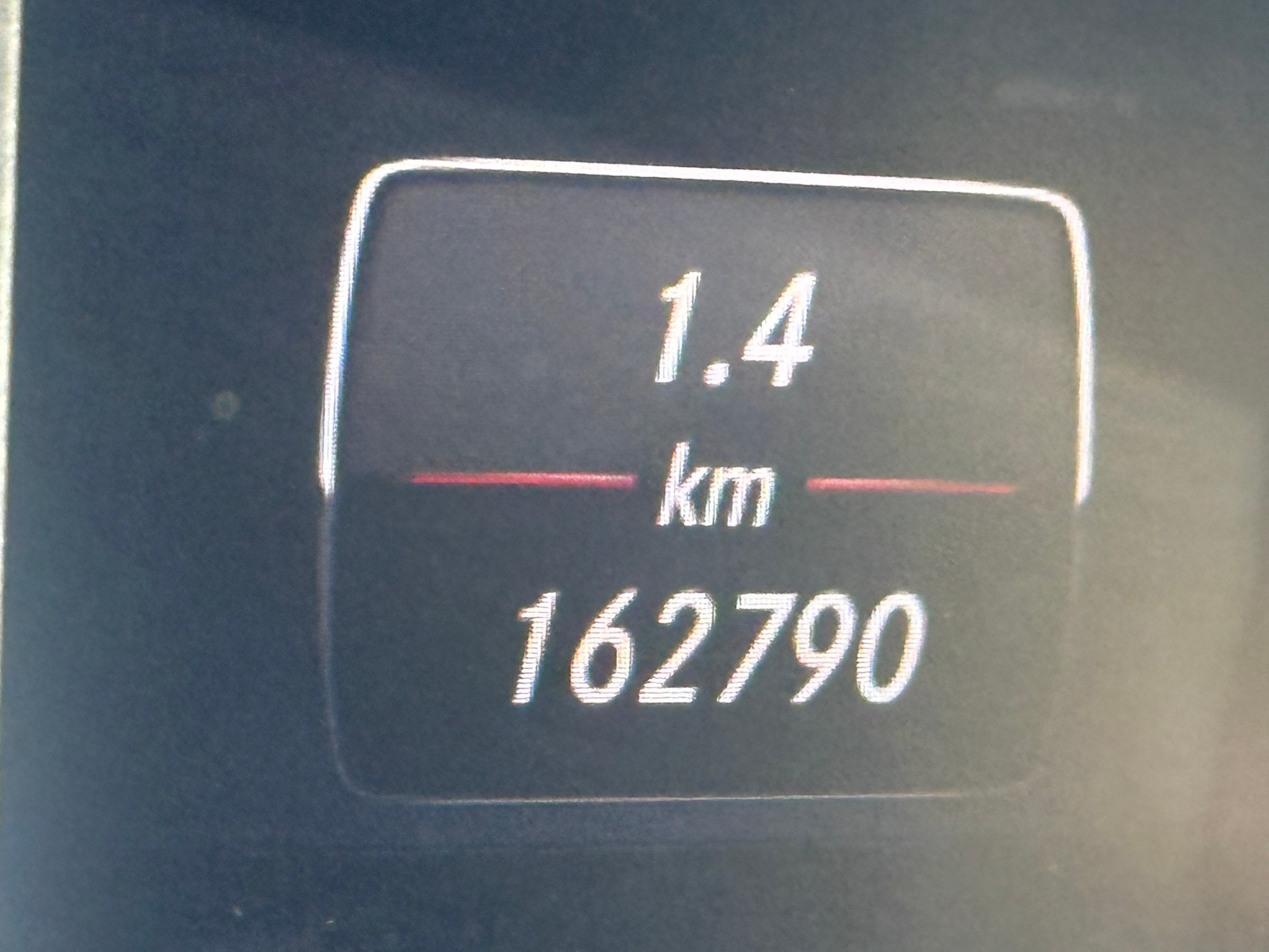 MERCEDES-BENZ A 250 AMG Line 4Matic 7G-DCT-image-14