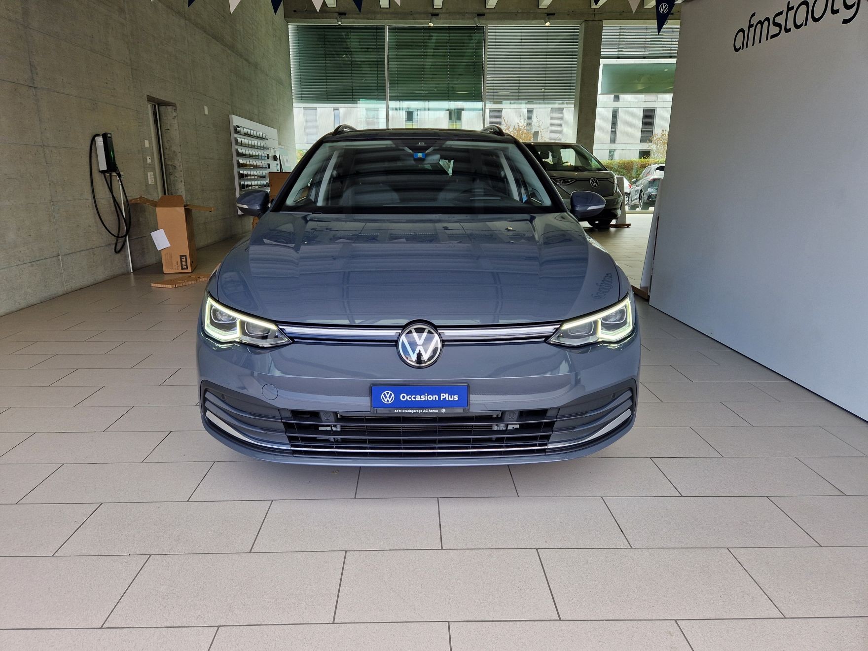 VW Golf Variant 2.0 TSI Style DSG 4Motion-showroom-element-1