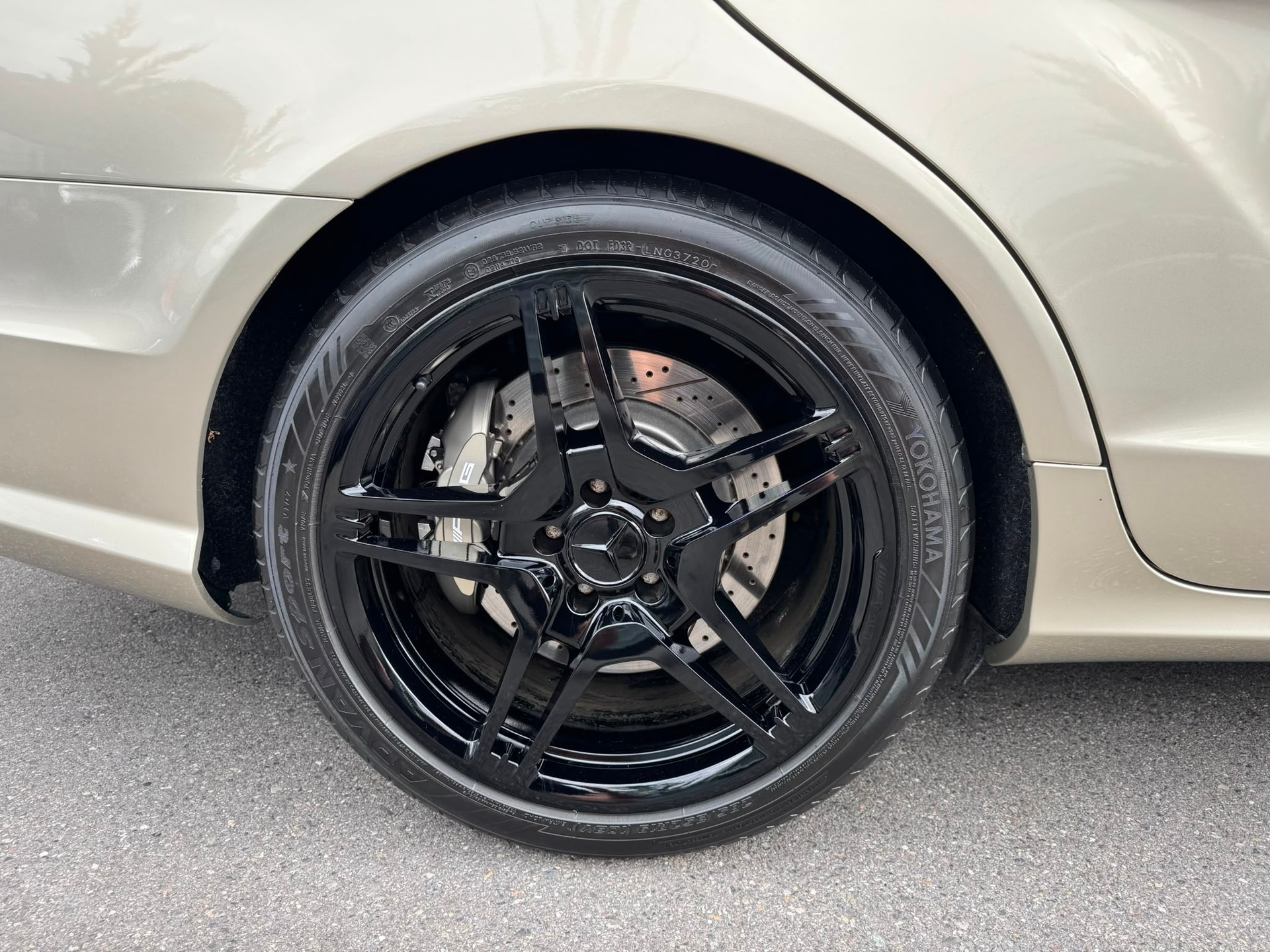 MERCEDES-BENZ MERCEDES-BENZ CLS 63 AMG Speedshift MCT-image-13