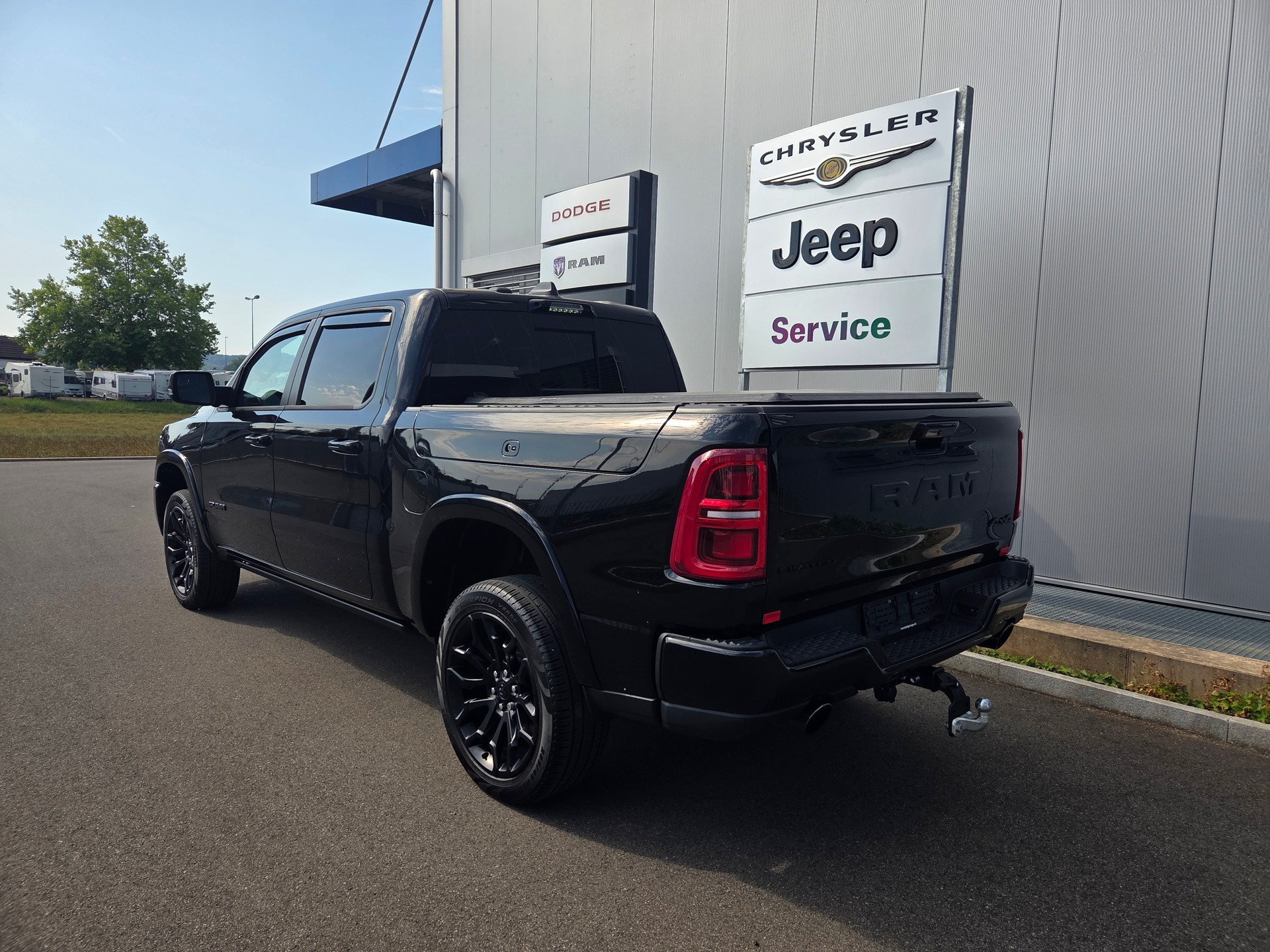 DODGE Ram 1500 3.0 I6 Hurricane Limited Night Edition 548 PS / 3.5T AHK-showroom-element-2