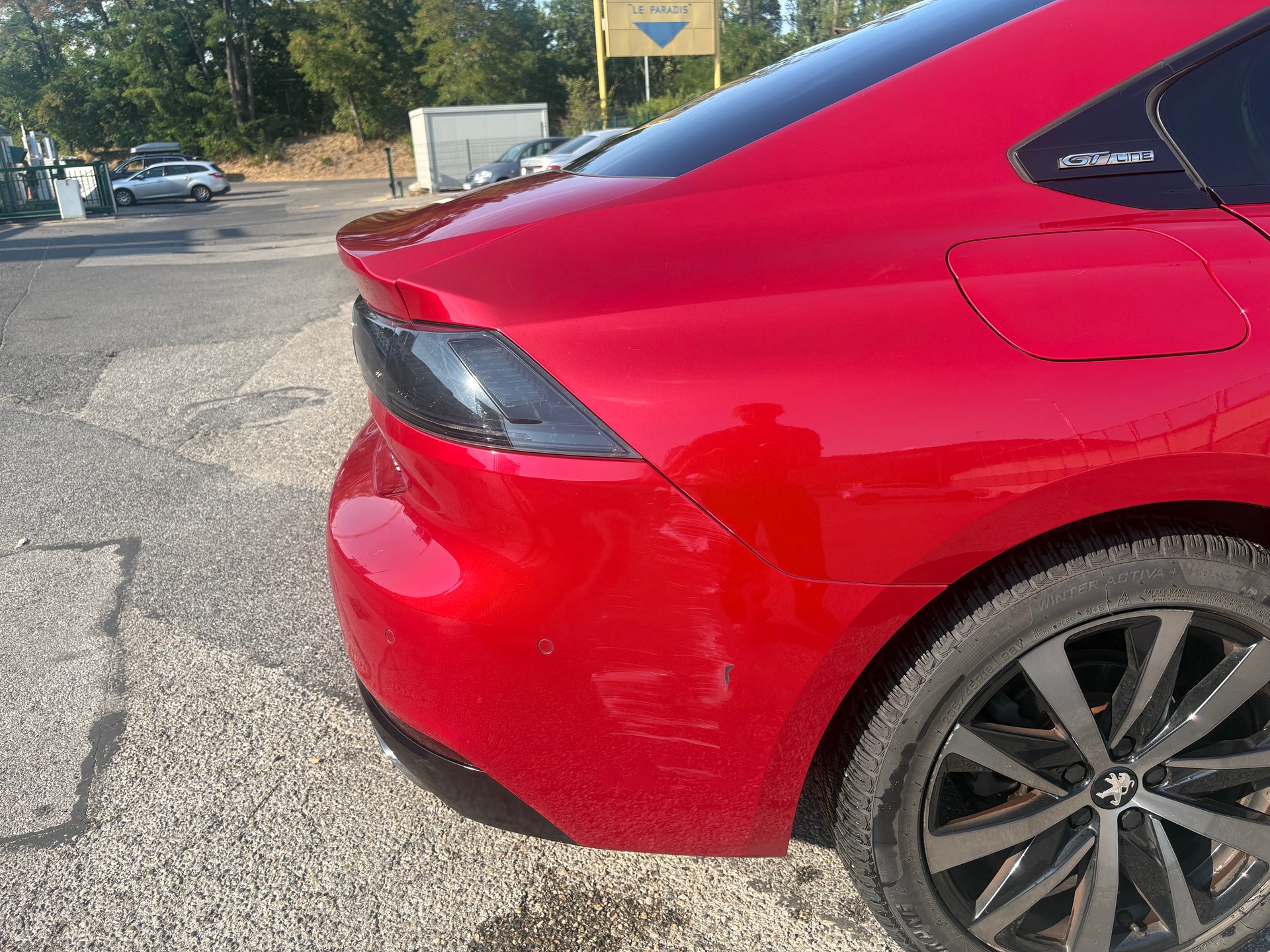 PEUGEOT 1.5 BlueHDi GT Line-image-5