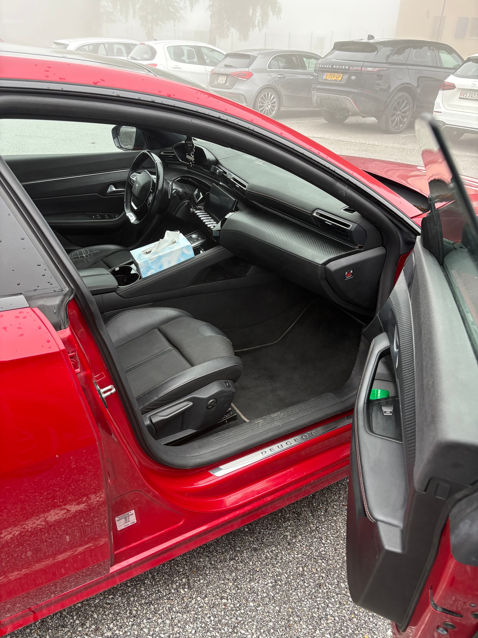 PEUGEOT 1.5 BlueHDi GT Line-image-6