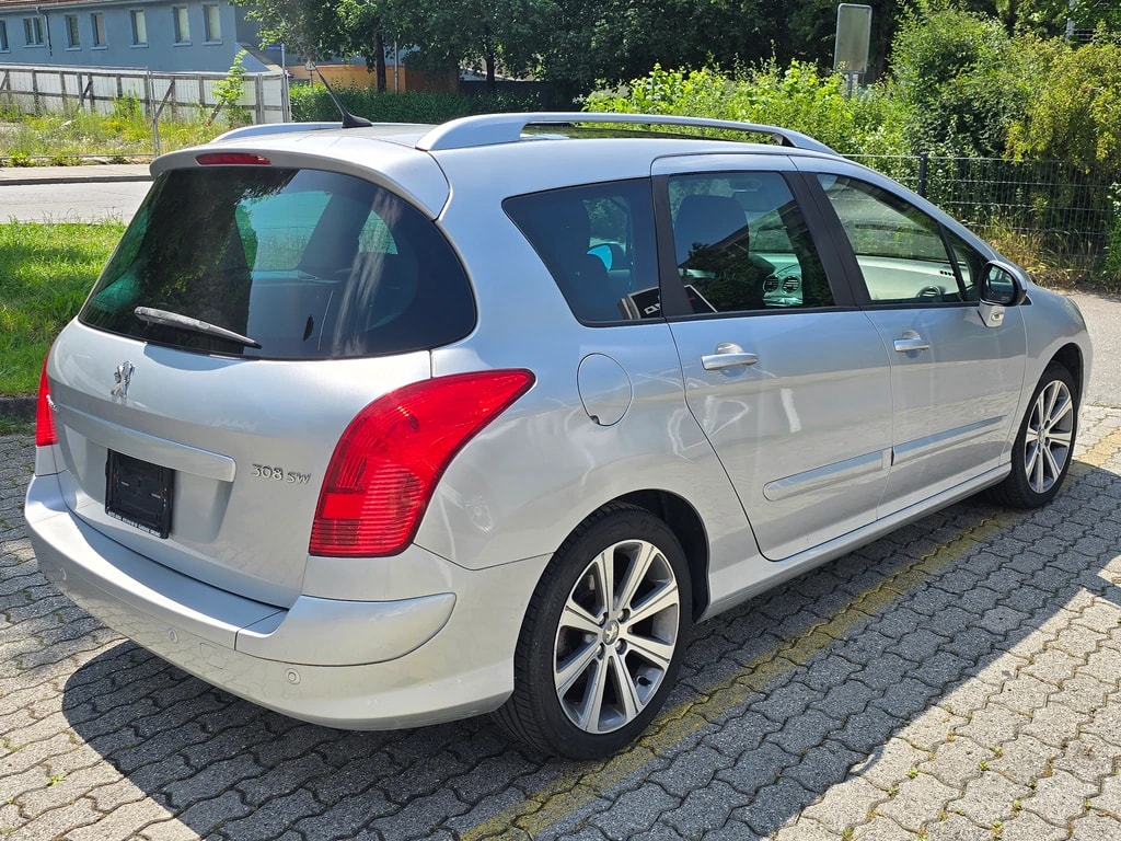 PEUGEOT 308 SW 1.6 16V Turbo Sport Pack Automatic-image-3