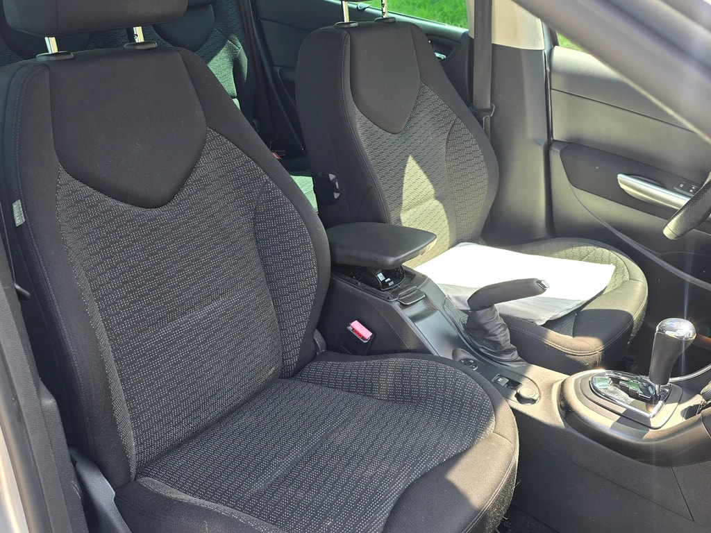 PEUGEOT 308 SW 1.6 16V Turbo Sport Pack Automatic-image-8