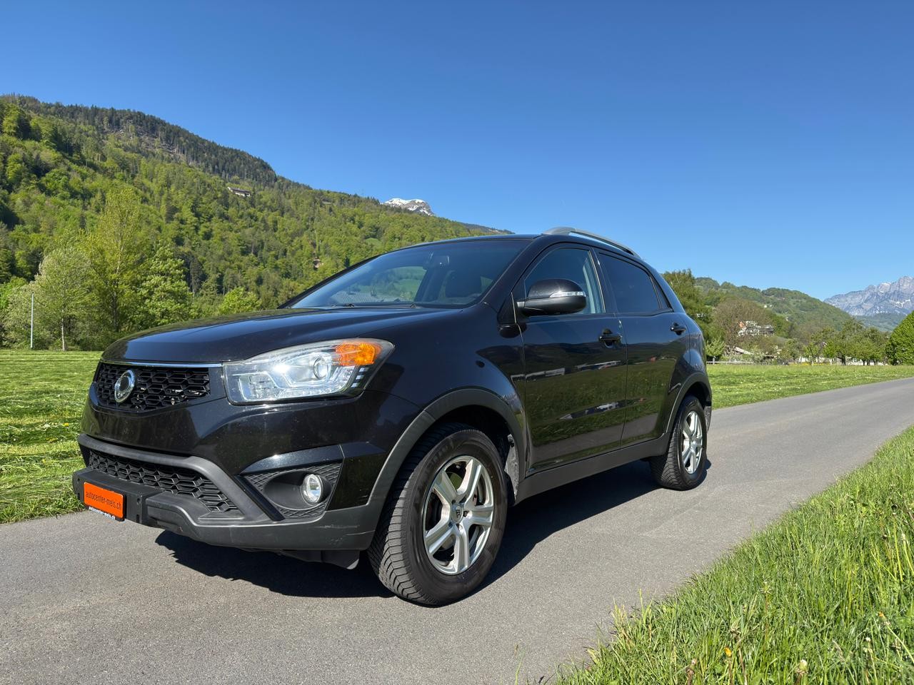 KGM-SsangYong Korando 2.0 e-XDi Sapphire e3-LowE 4WD-image-2