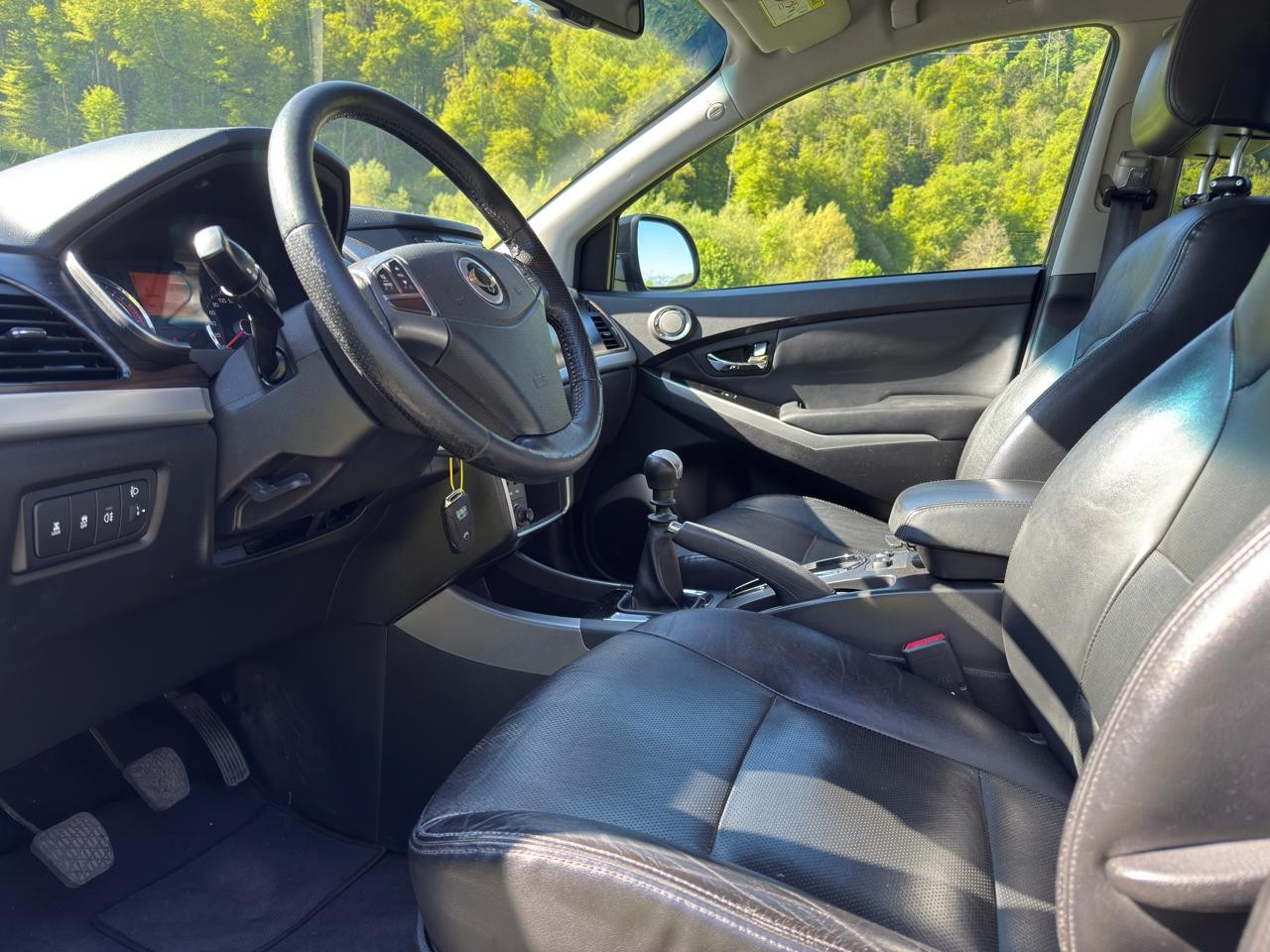 KGM-SsangYong Korando 2.0 e-XDi Sapphire e3-LowE 4WD-image-7