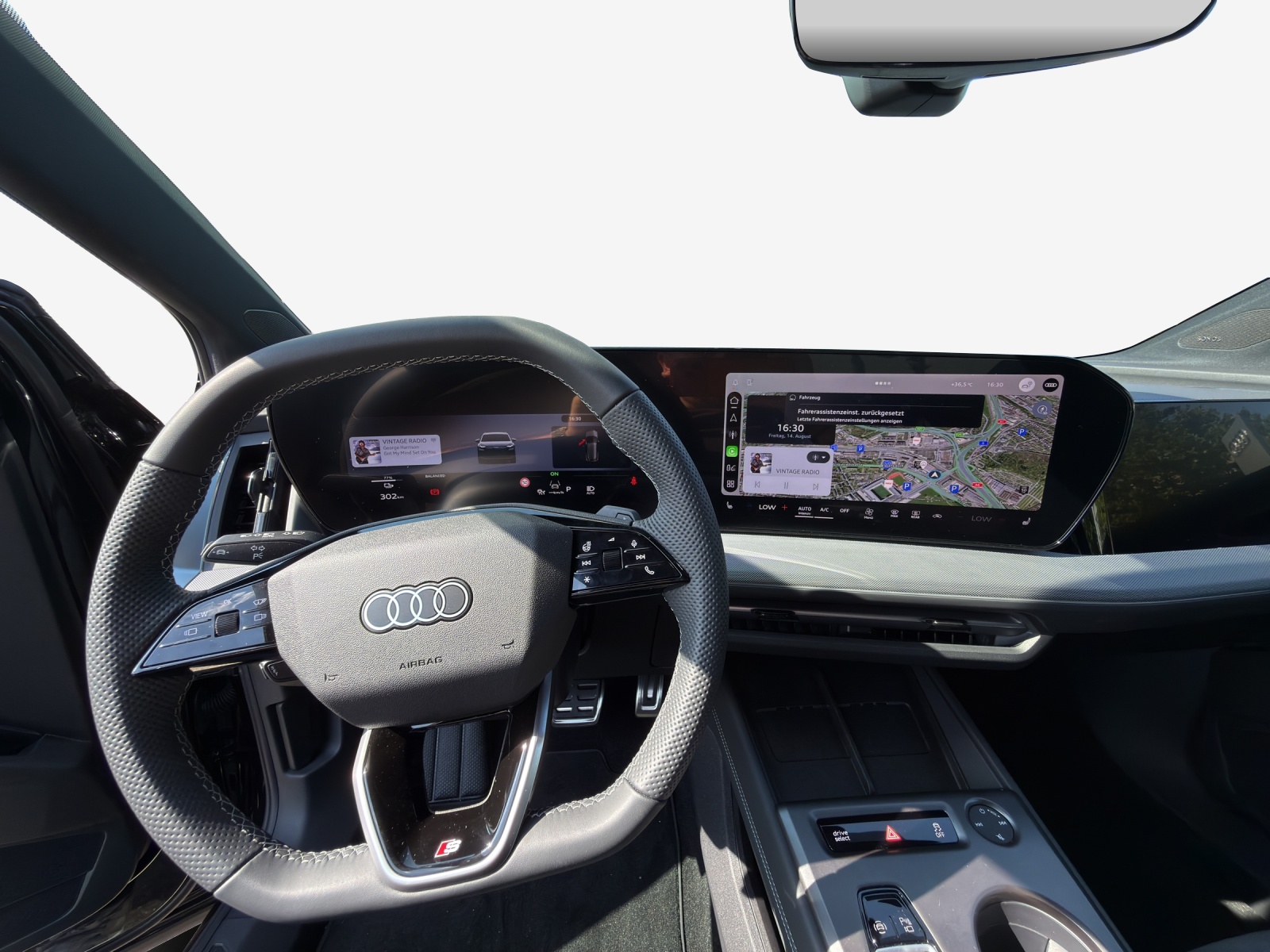 AUDI Q4 e-tron SUV quattro performance-image-8