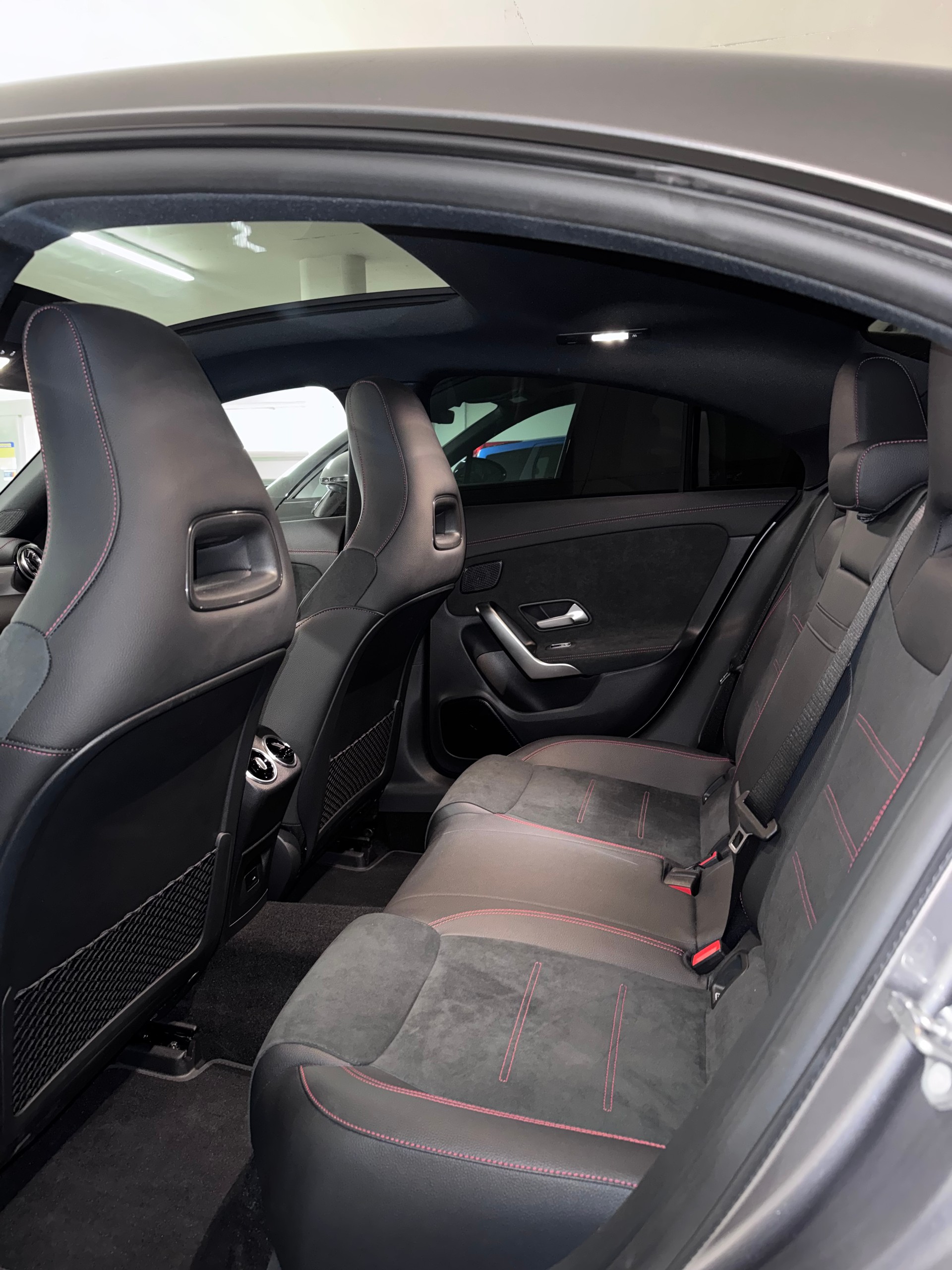 MERCEDES-BENZ CLA 250 Swiss Star AMG Line 4matic-image-5