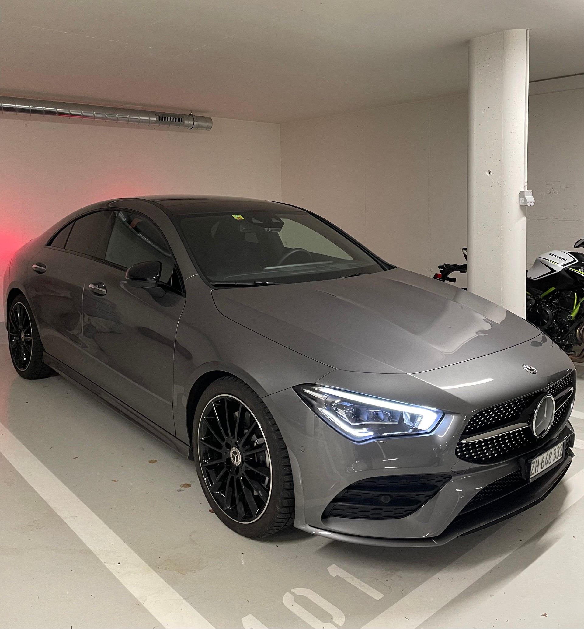 MERCEDES-BENZ CLA 250 Swiss Star AMG Line 4matic-image-0