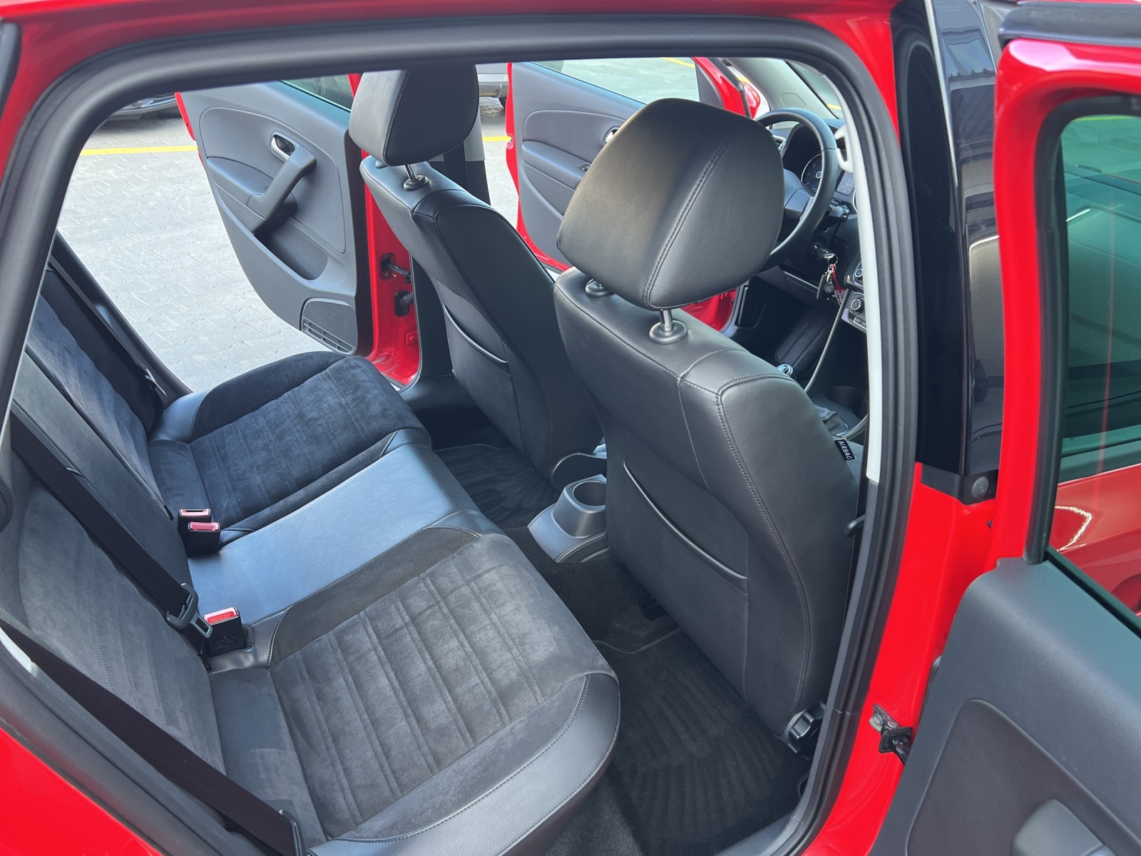 VW Polo 1.2 TSI Comfortline-image-7