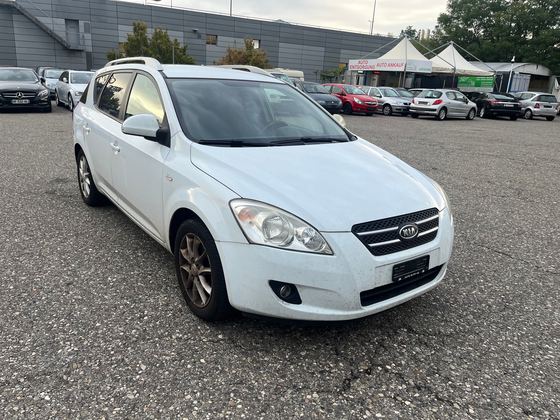 KIA Cee'd Sporty Wagon 1.4 16V Eco-image-1