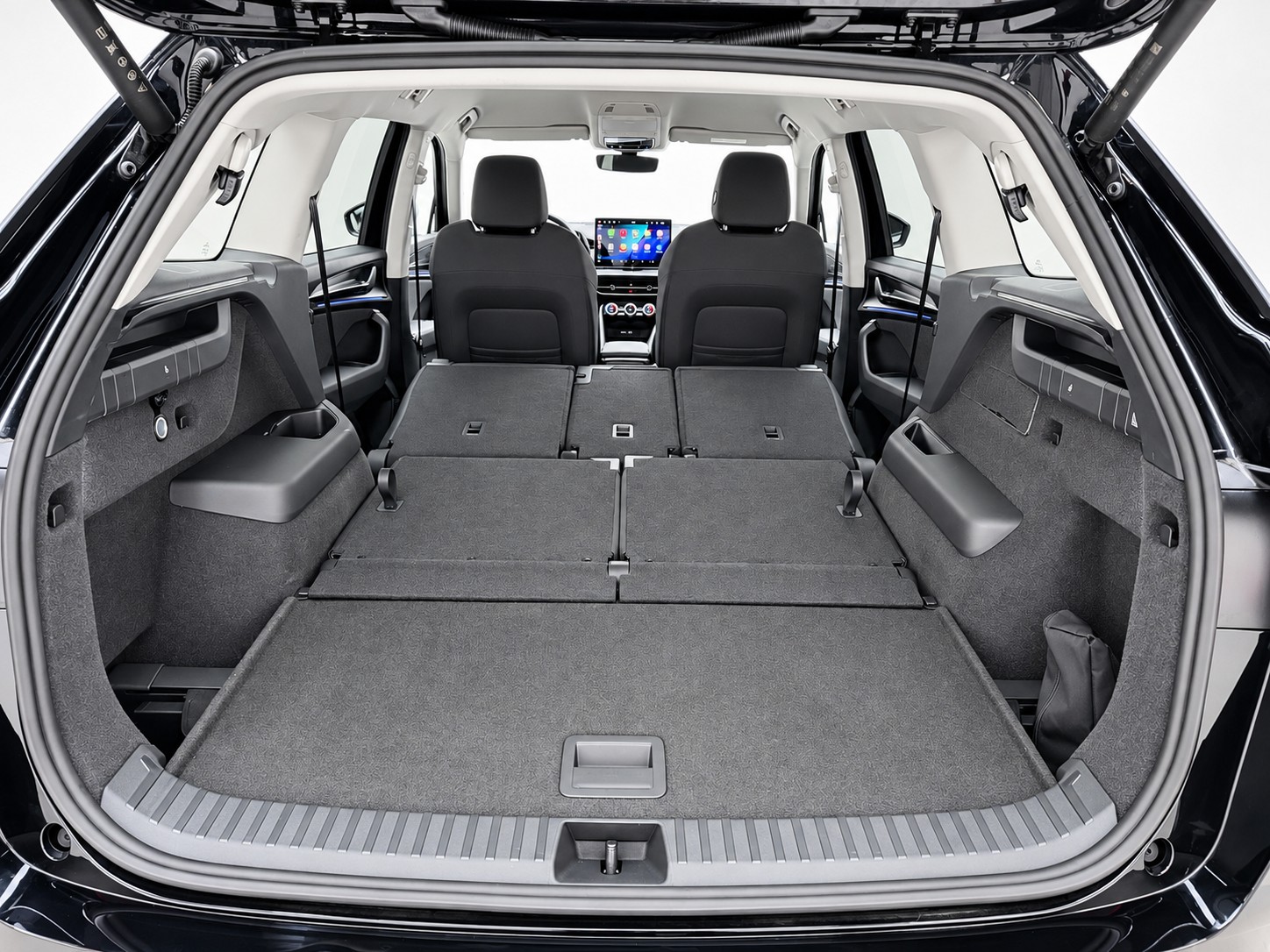 SKODA Kodiaq 2.0 TDI Selection-image-16