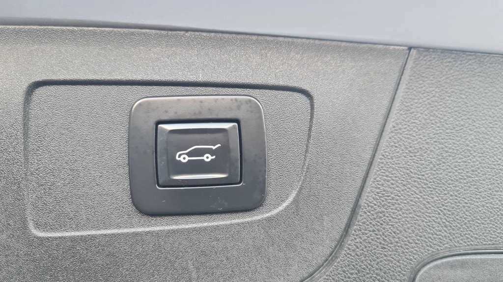 OPEL Insignia 2.0 BiDTI Sports Tourer Excellence 4WD A ** 210 PS ** Voll-Leder ** Gr-Navi ** RF-Kamera 360° ** Sitzmemory ** Ab MFK-image-7