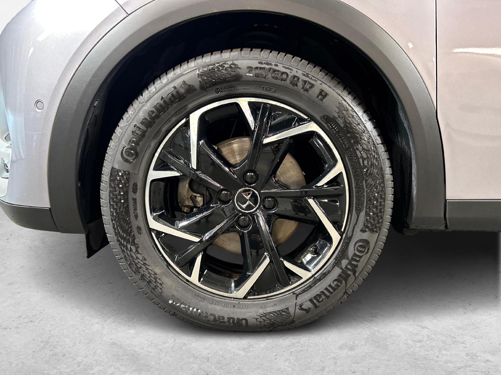 DS AUTOMOBILES 3 Crossback E-Tense So Chic-image-11