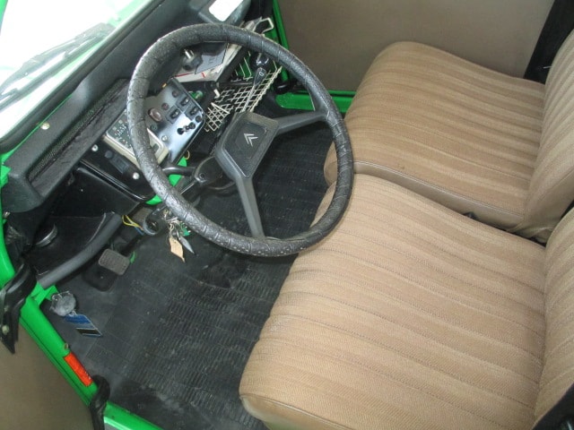 CITROEN 2CV6 Spécial (Club)-image-7