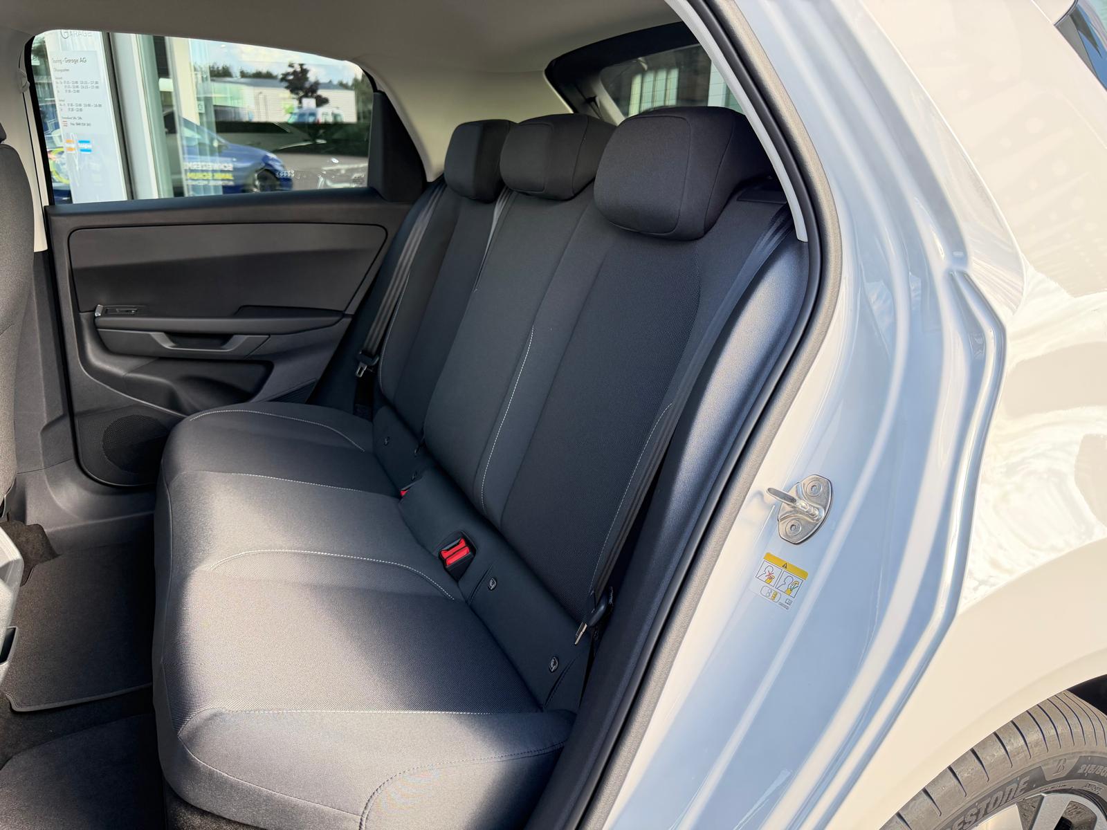 VW ID.Polo 52 kWh Life Edition One-image-22