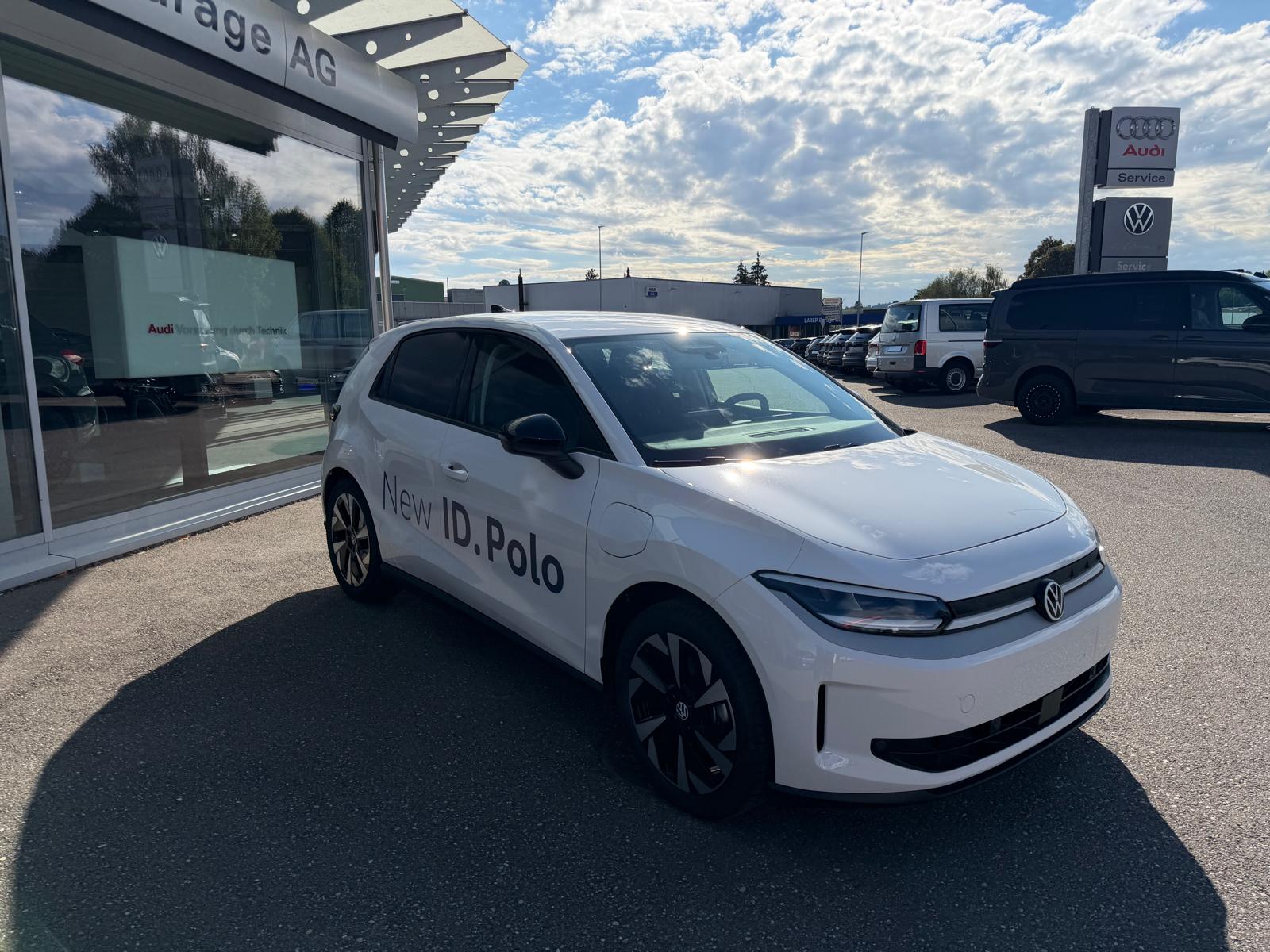 VW ID.Polo 52 kWh Life Edition One-image-6