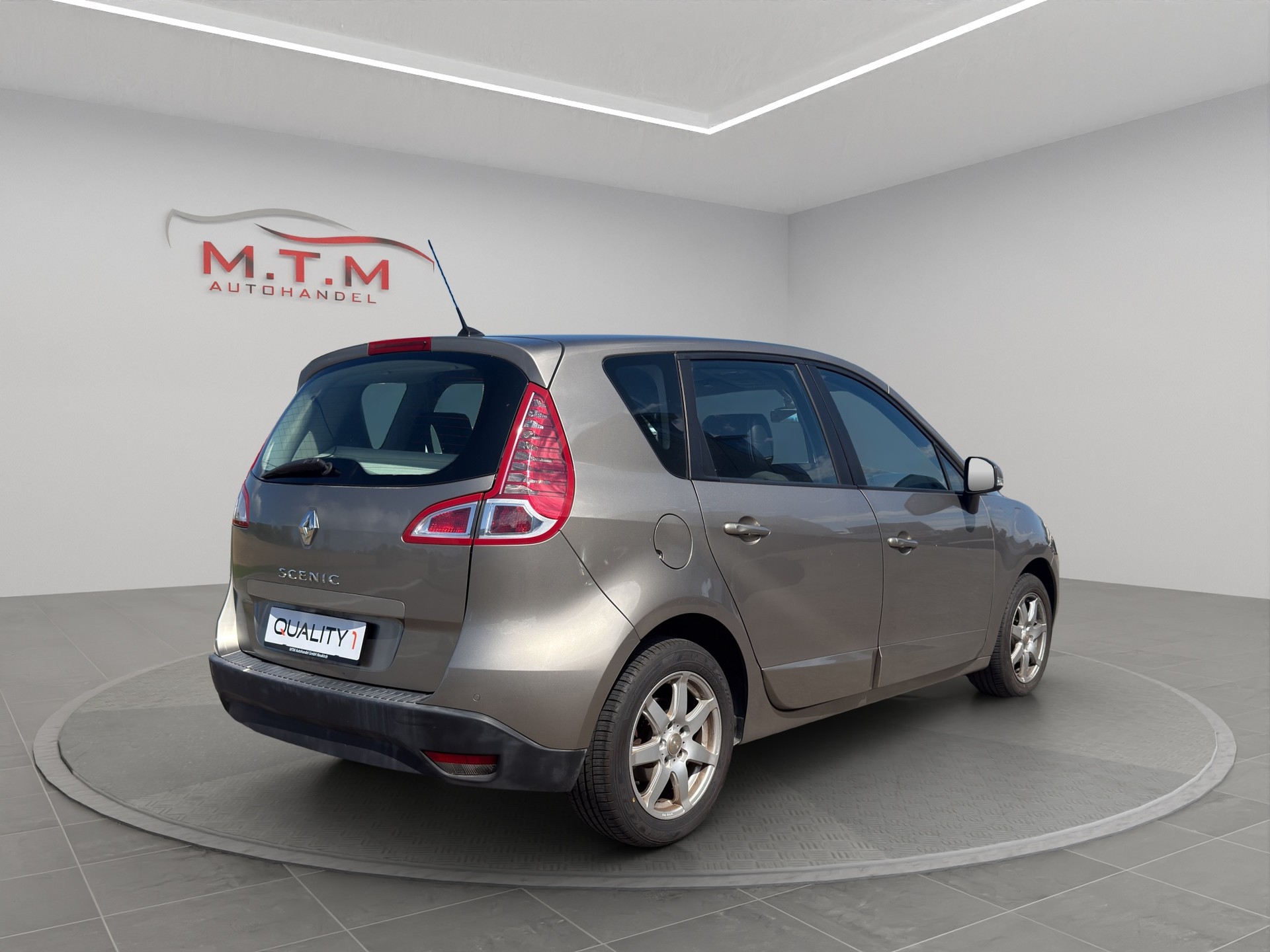 RENAULT Scénic 1.6 16V Expression-image-11