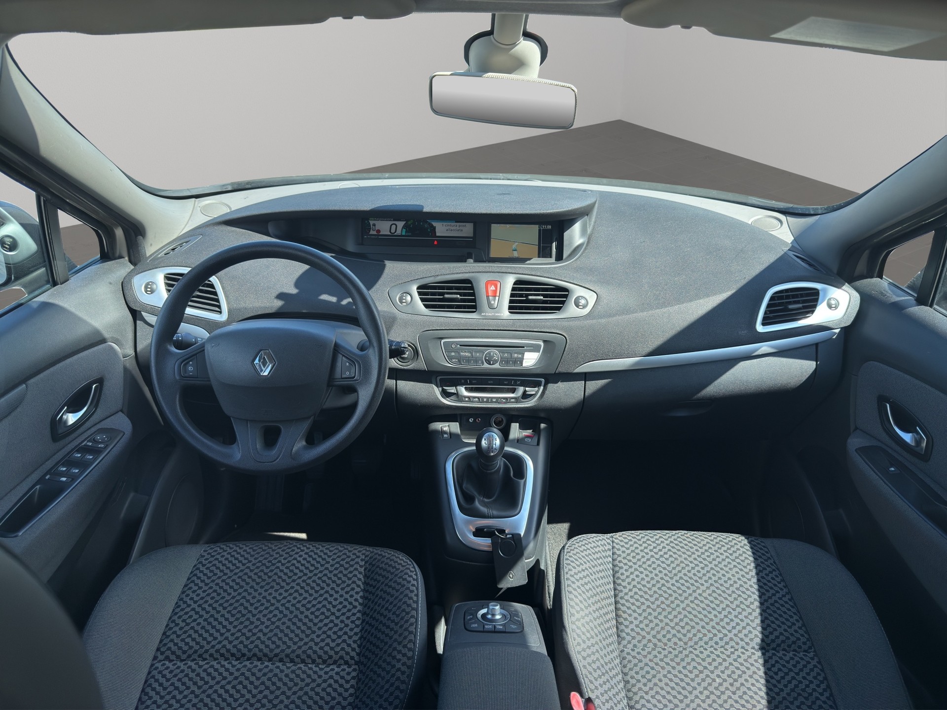 RENAULT Scénic 1.6 16V Expression-image-18