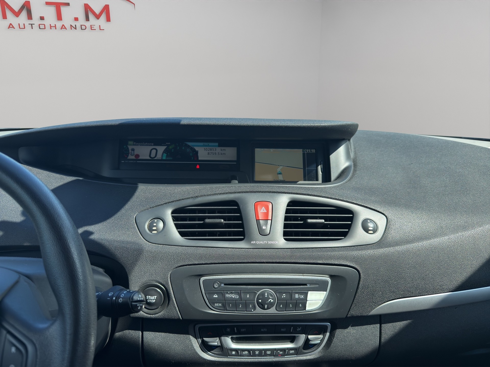 RENAULT Scénic 1.6 16V Expression-image-20