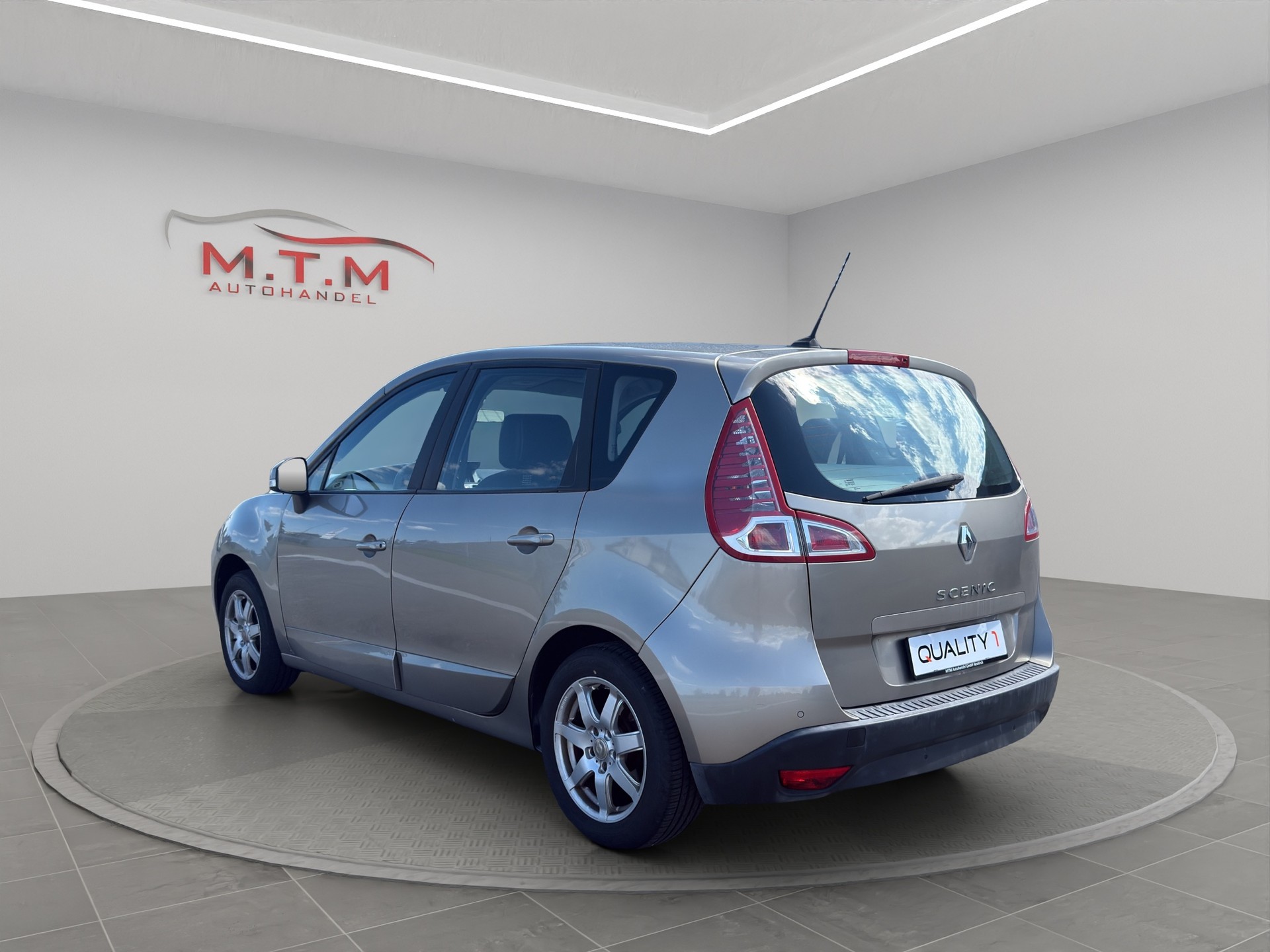 RENAULT Scénic 1.6 16V Expression-image-8