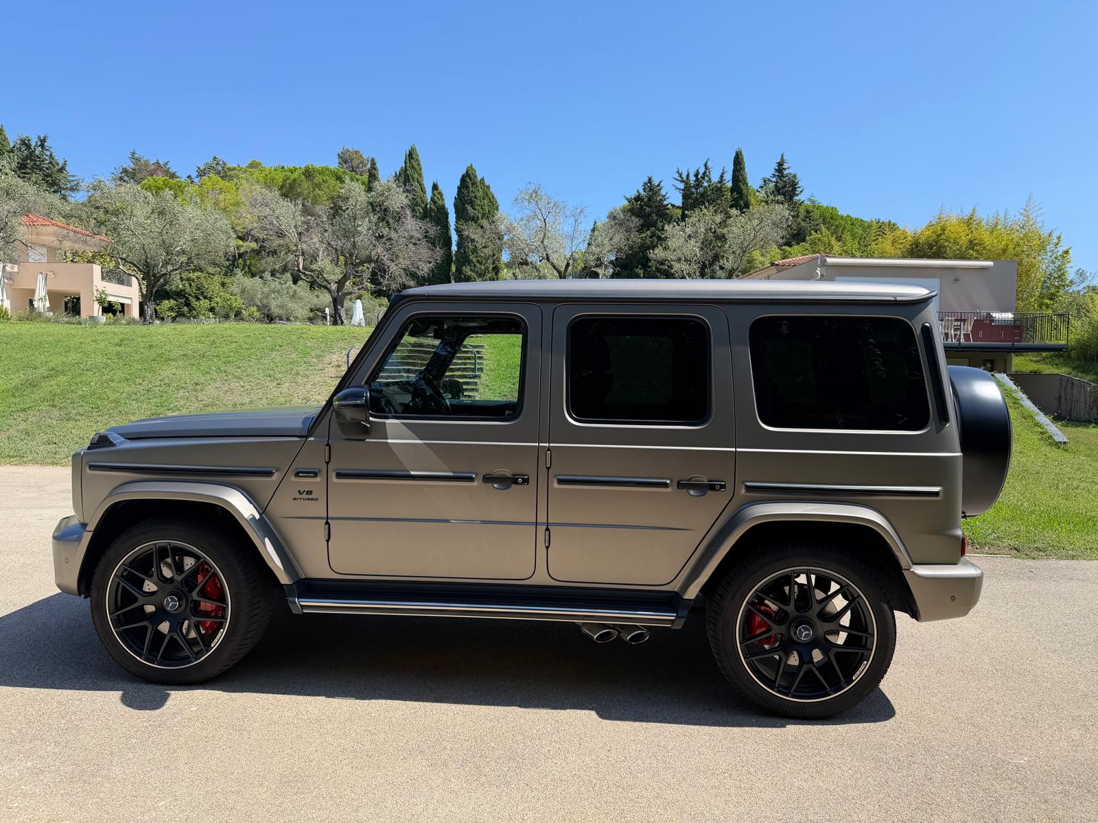 MERCEDES-BENZ G 63 AMG-image-2
