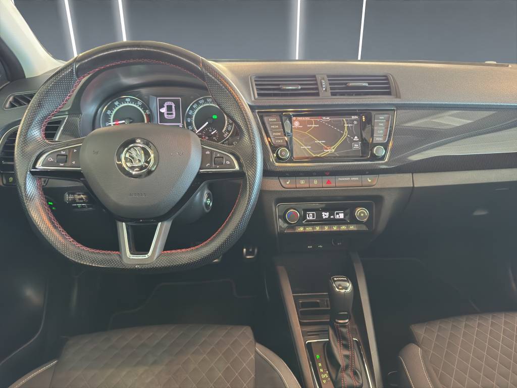 SKODA Fabia 1.0 TSI Monte Carlo DSG-image-5