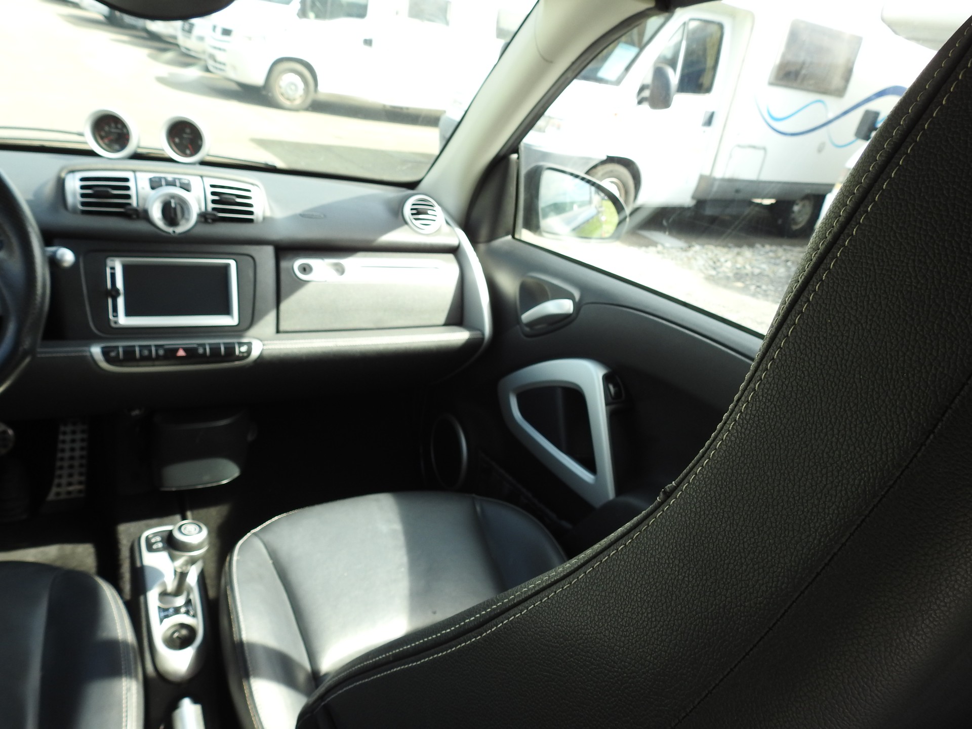 SMART fortwo Brabus Xclusive softouch-image-16