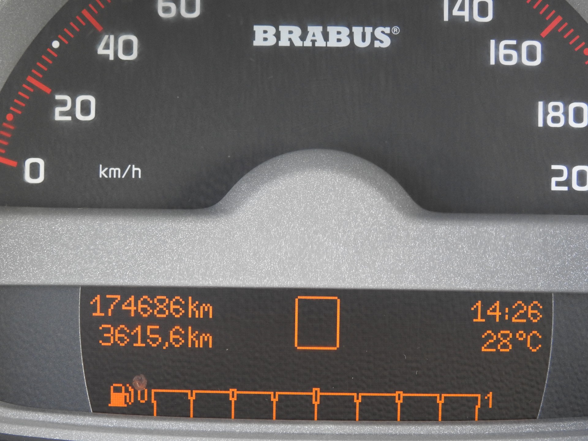SMART fortwo Brabus Xclusive softouch-image-22