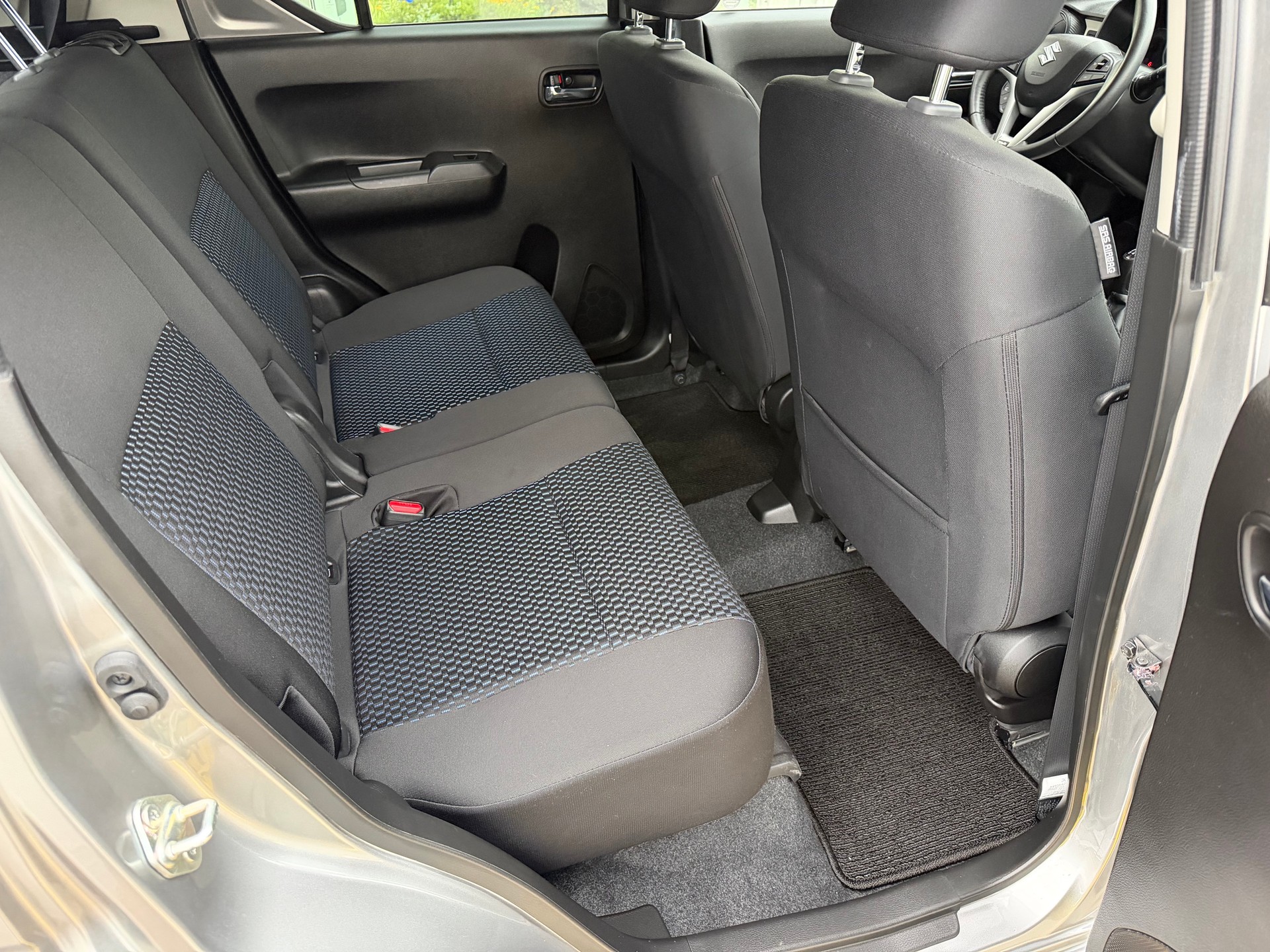 SUZUKI Ignis 1.2i Piz Sulai Top Hybrid 4x4-image-11