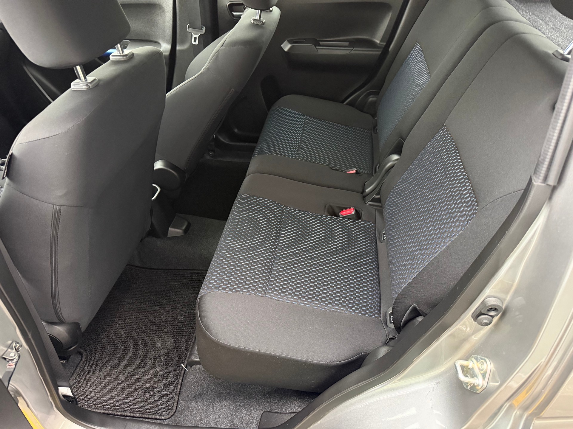 SUZUKI Ignis 1.2i Piz Sulai Top Hybrid 4x4-image-6