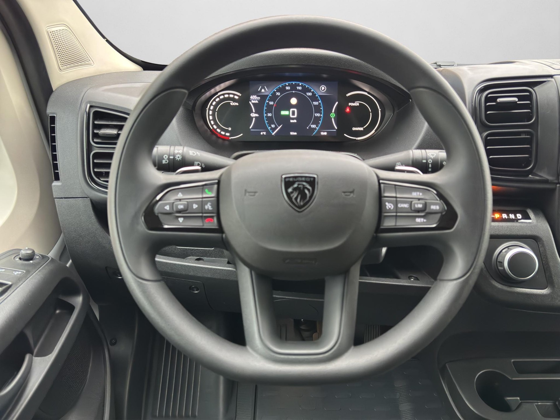 PEUGEOT e-Boxer Kaw. 435 L3H2 110 kWh-image-6