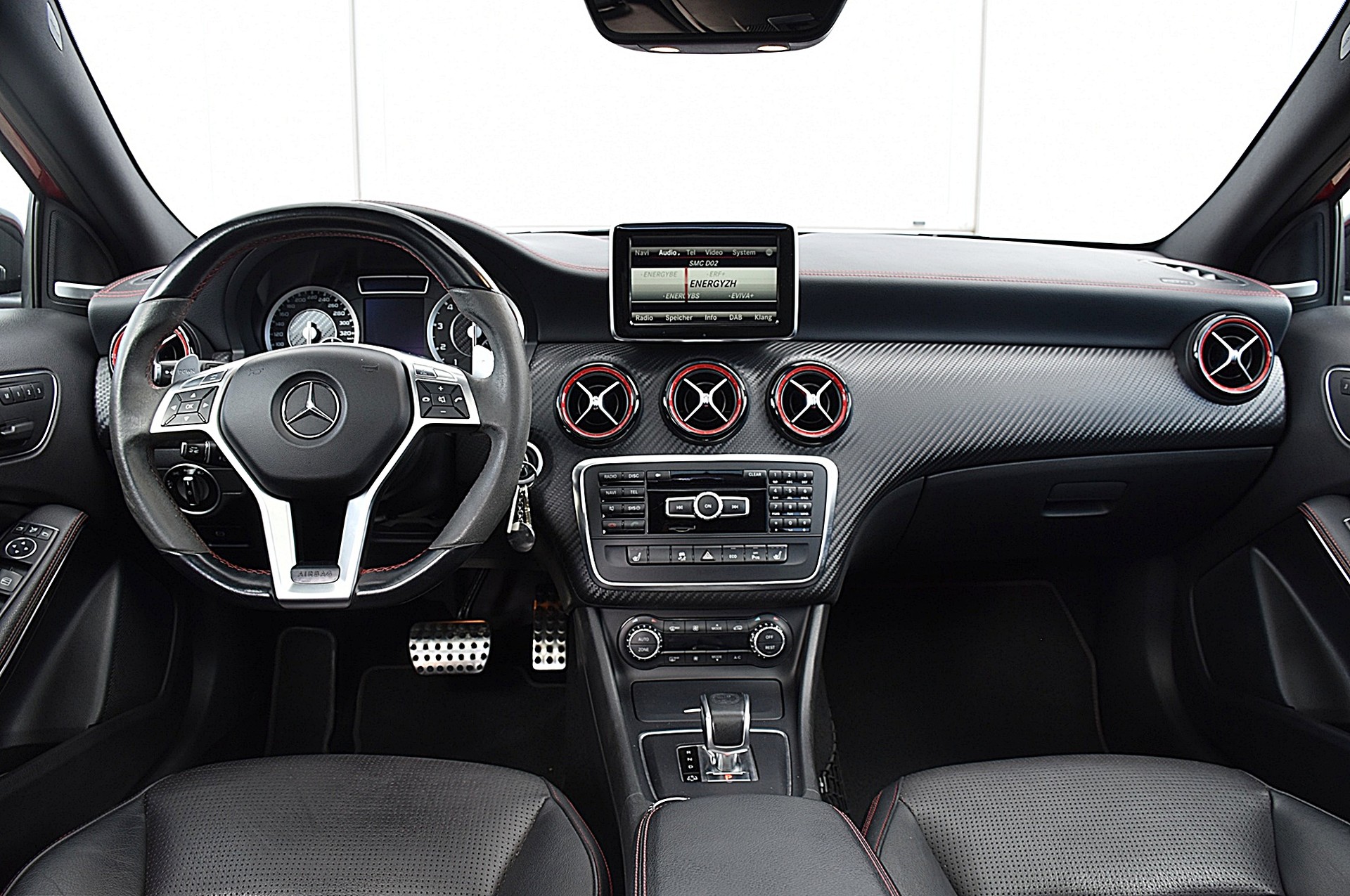 MERCEDES-BENZ A 45 AMG 4Matic Speedshift 7G-DCT-image-9