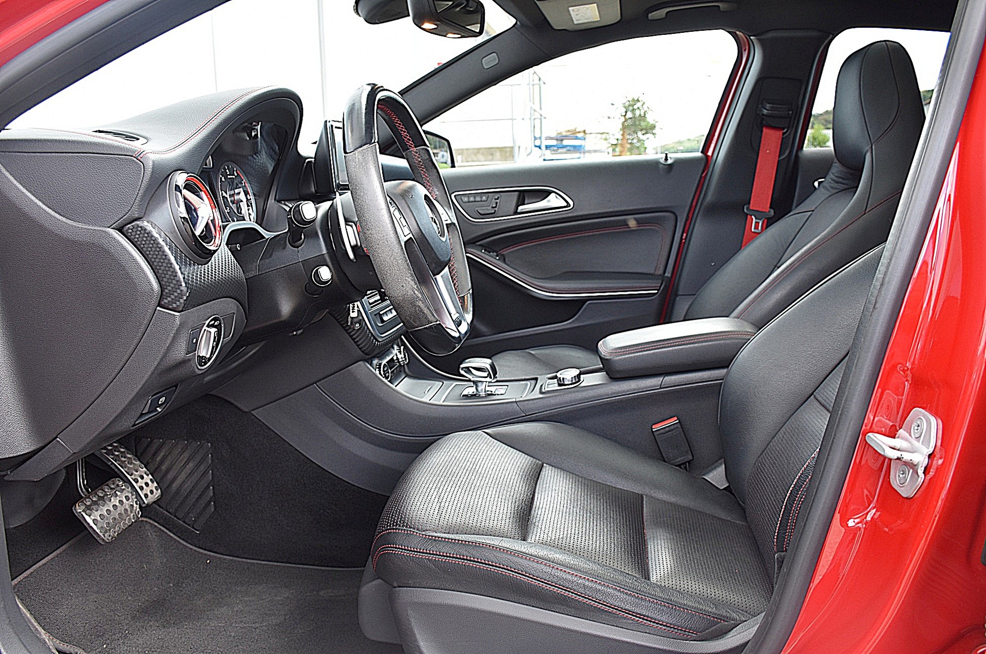 MERCEDES-BENZ A 45 AMG 4Matic Speedshift 7G-DCT-image-7