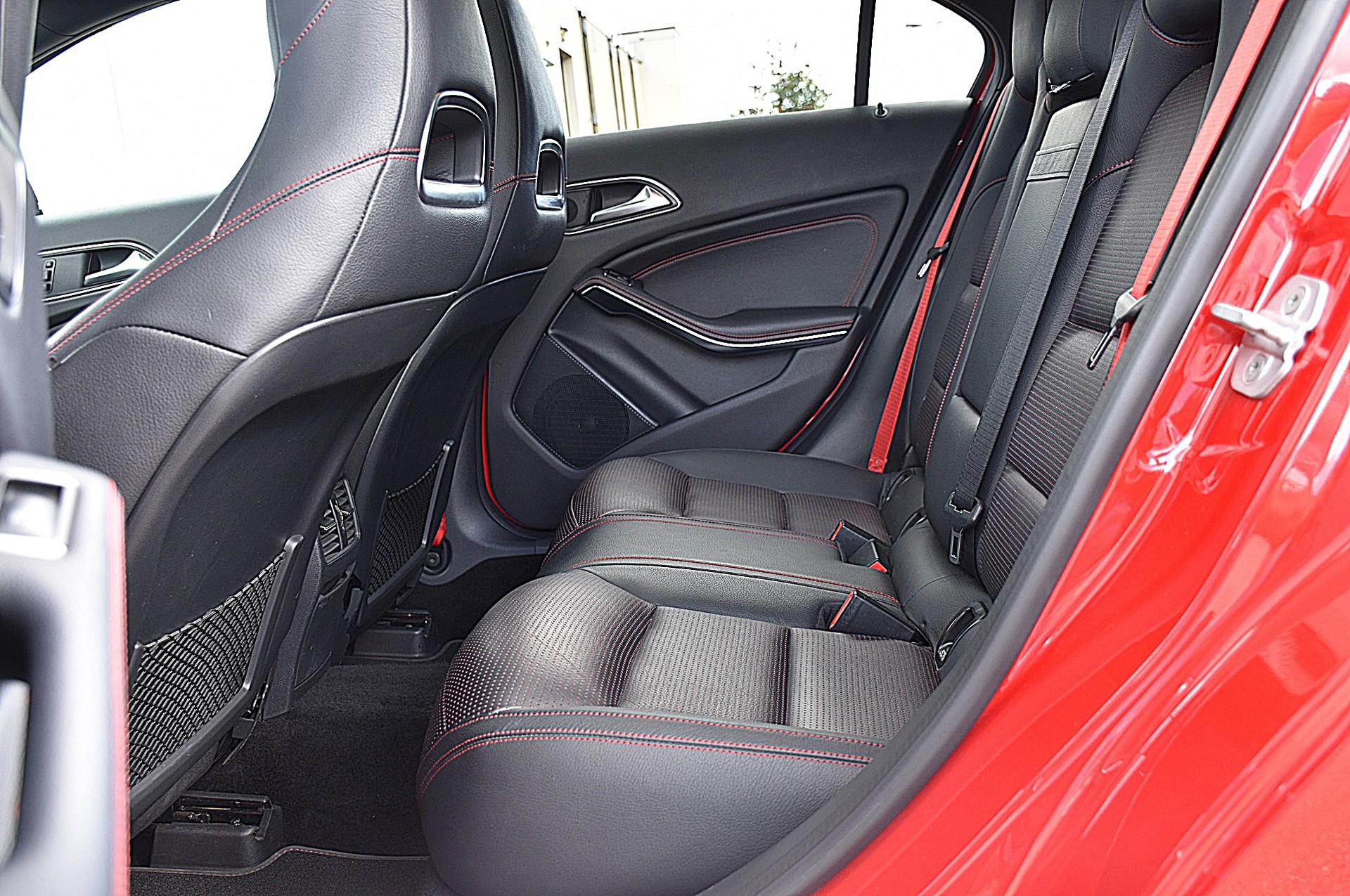 MERCEDES-BENZ A 45 AMG 4Matic Speedshift 7G-DCT-image-14