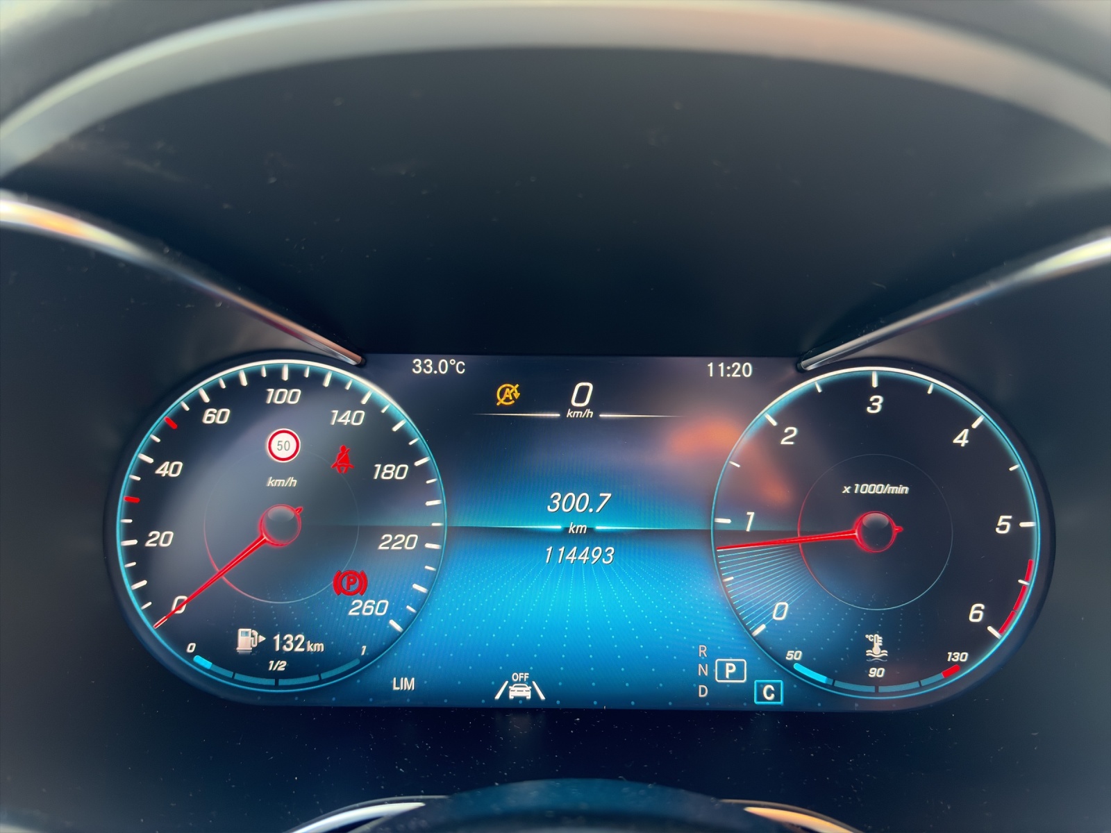 MERCEDES-BENZ GLC 220 d AMG Line 4m Coupé-image-12
