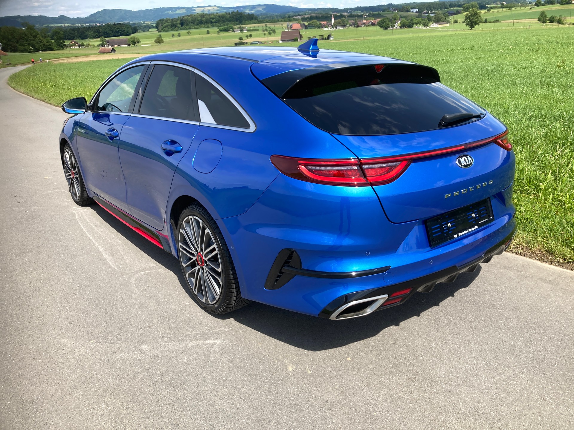 KIA ProCeed 1.6 T-GDi GT DCT-image-3