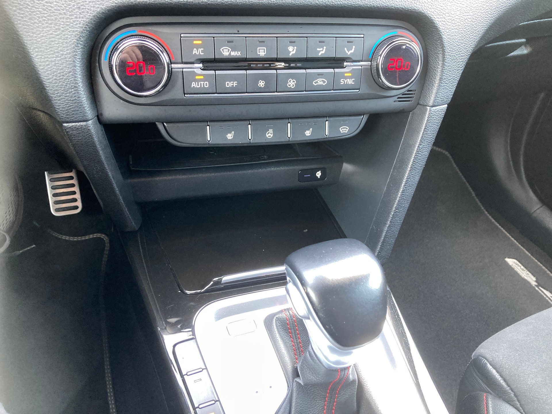 KIA ProCeed 1.6 T-GDi GT DCT-image-14