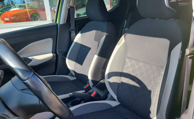 NISSAN Micra 0.9 IG-T n-connecta-image-9