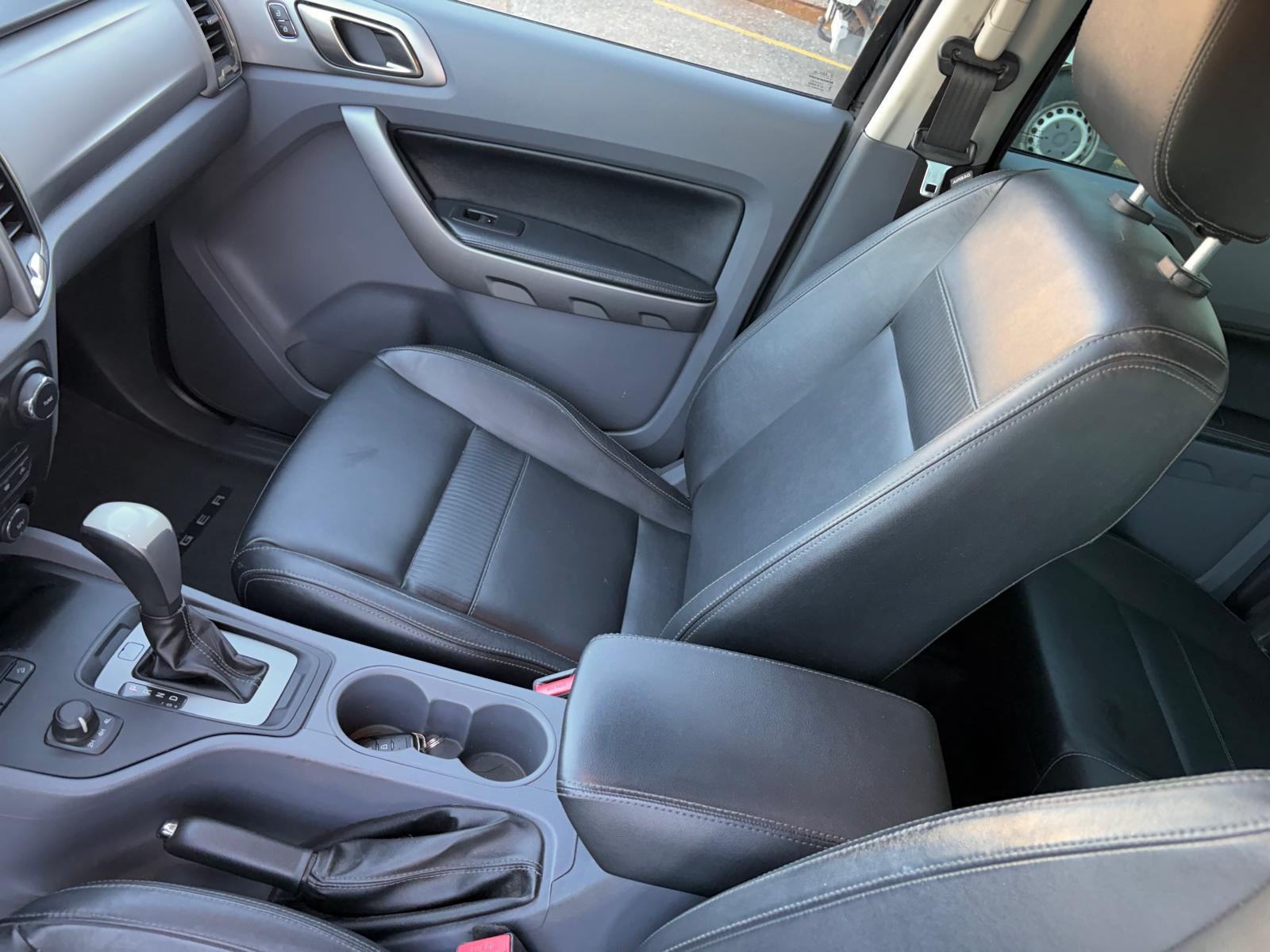 FORD Ranger LTD 3.2 TDCi 4x4-image-9