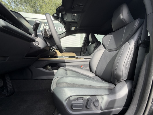 LEXUS ES 350e Excellence-image-8