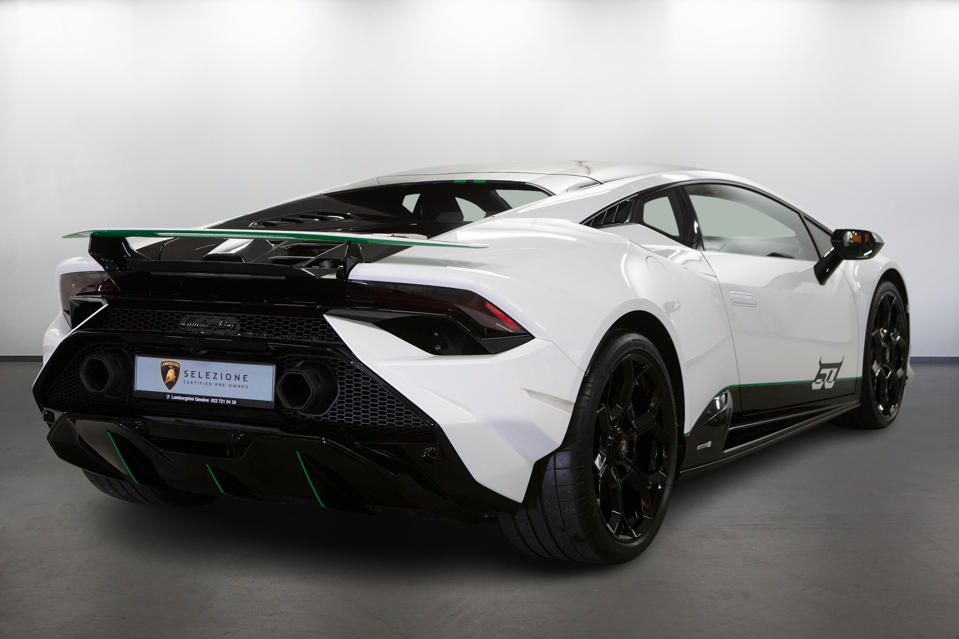 LAMBORGHINI Huracán Tecnica 60th Anniversary Coupé DCT RWD-image-2