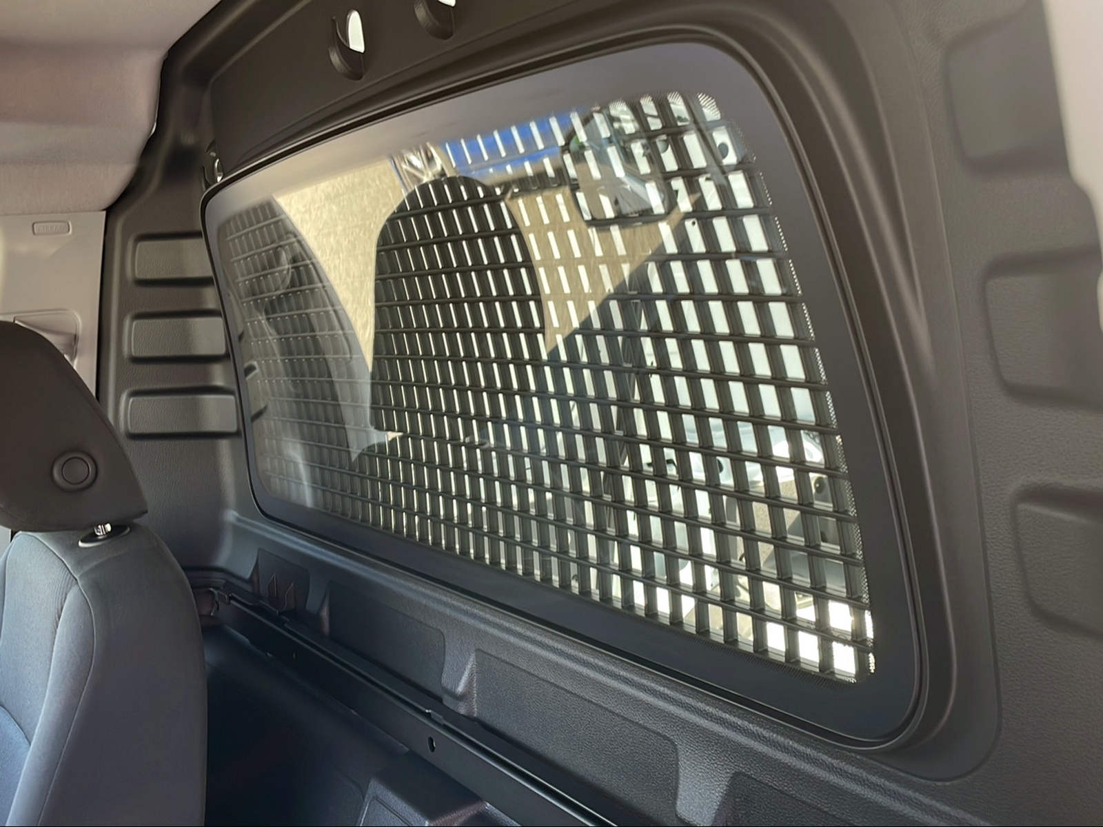 FORD Grand Transit Connect Kaw. 1.5 EcoBoost 150 Trend PHEV-image-6
