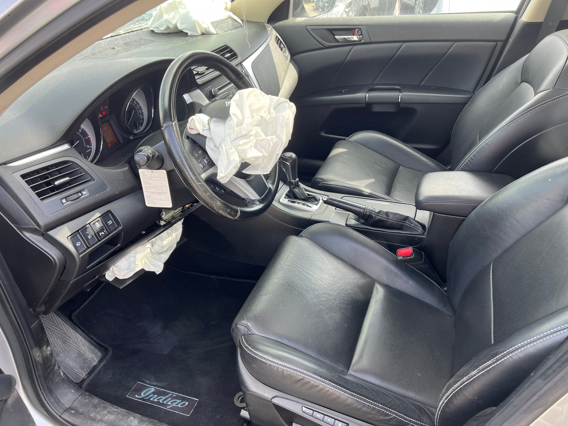 SUZUKI Kizashi 2.4 GL Top Indigo 4WD CVT-image-7