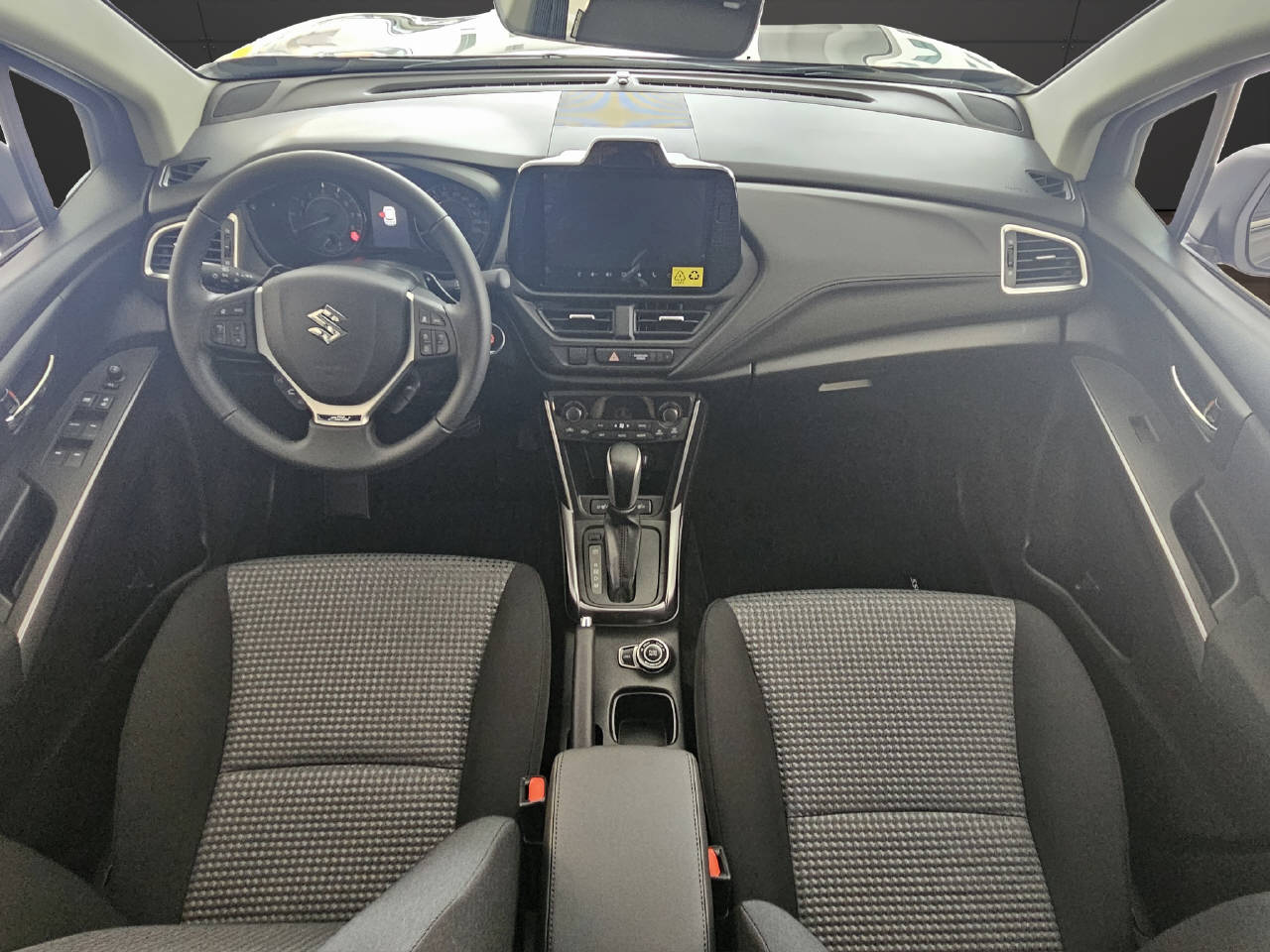 SUZUKI S-Cross 1.4 T Piz Sulai Hybrid 4x4-image-5