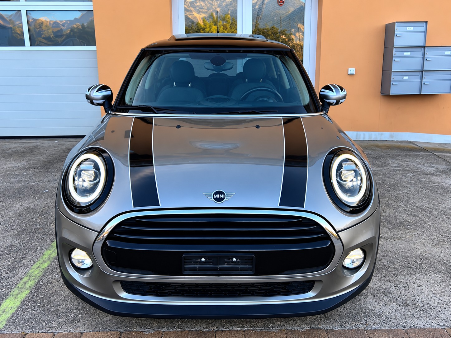 MINI Cooper Steptronic DKG-image-3
