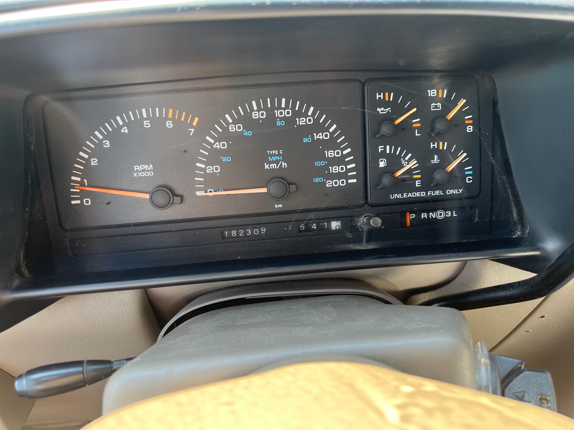 CHRYSLER Voyager LE 3.3 AWD-image-4