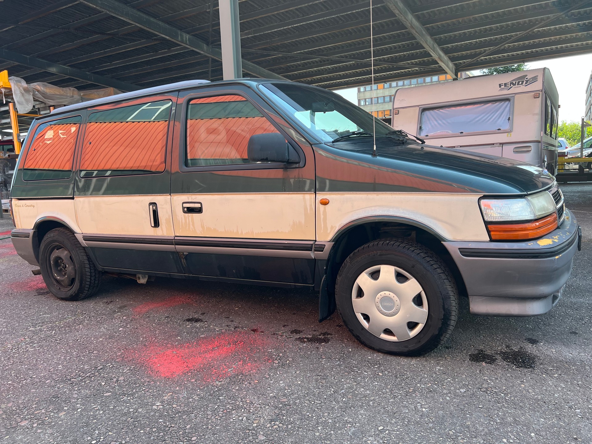 CHRYSLER Voyager LE 3.3 AWD-image-9