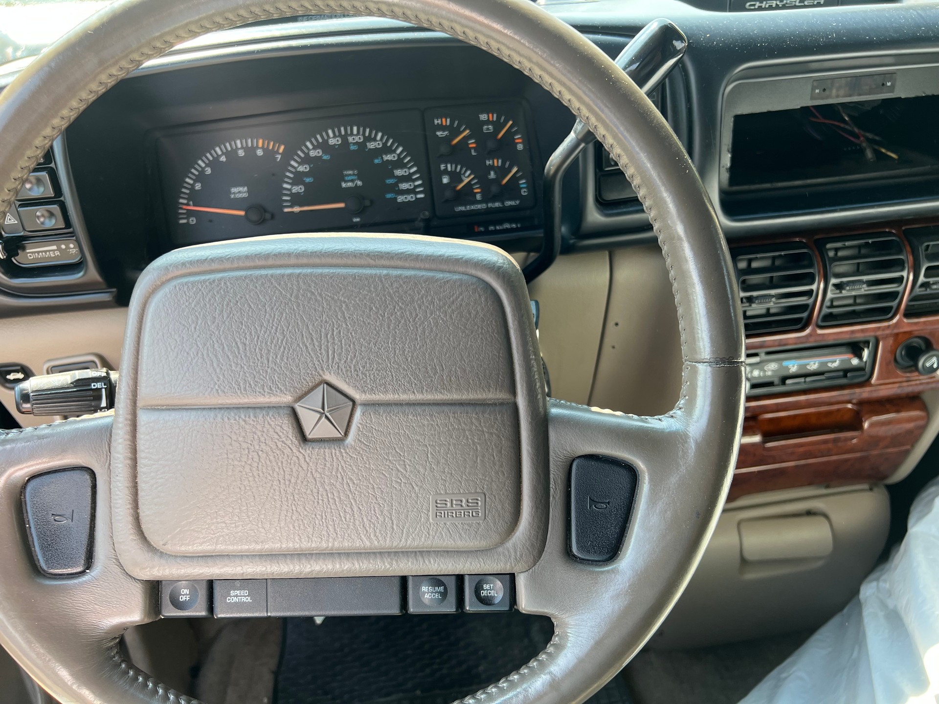 CHRYSLER Voyager LE 3.3 AWD-image-8